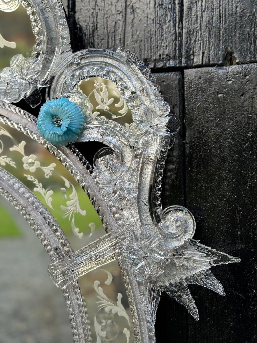 Miroir vénitien bleu et verre de Murano incolore Excellent état - En vente à Honnelles, WHT