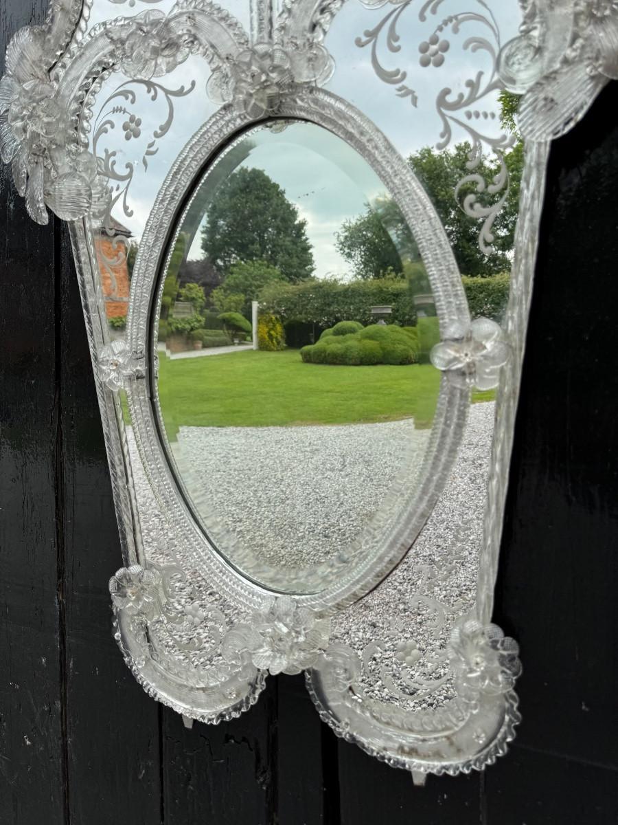 Venetian mirror in colourless Murano glass, circa 1940 For Sale 3