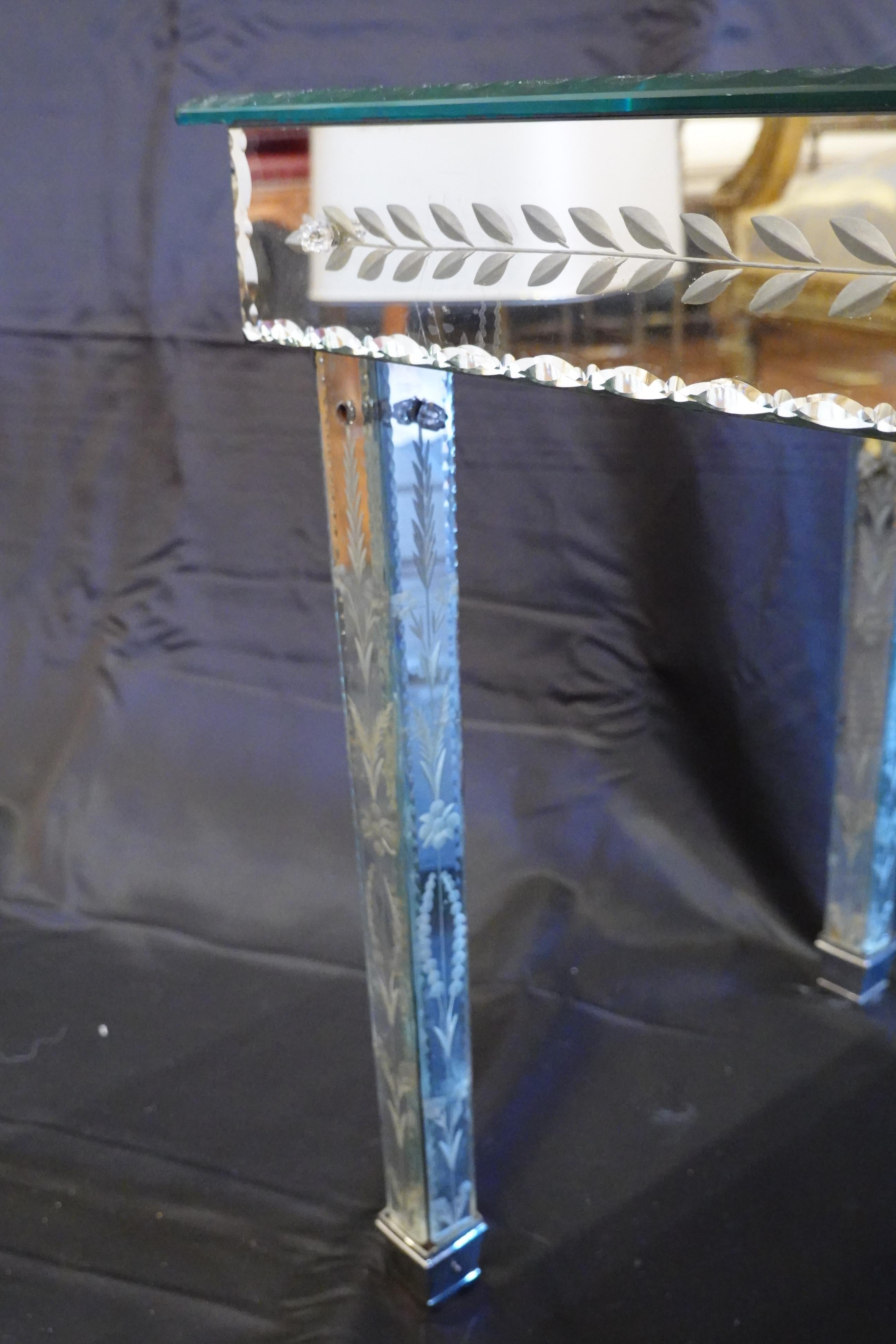 Venetian Mirrored Glass Coffee Table by S.A.L.I.R. In Good Condition For Sale In Pembroke, MA