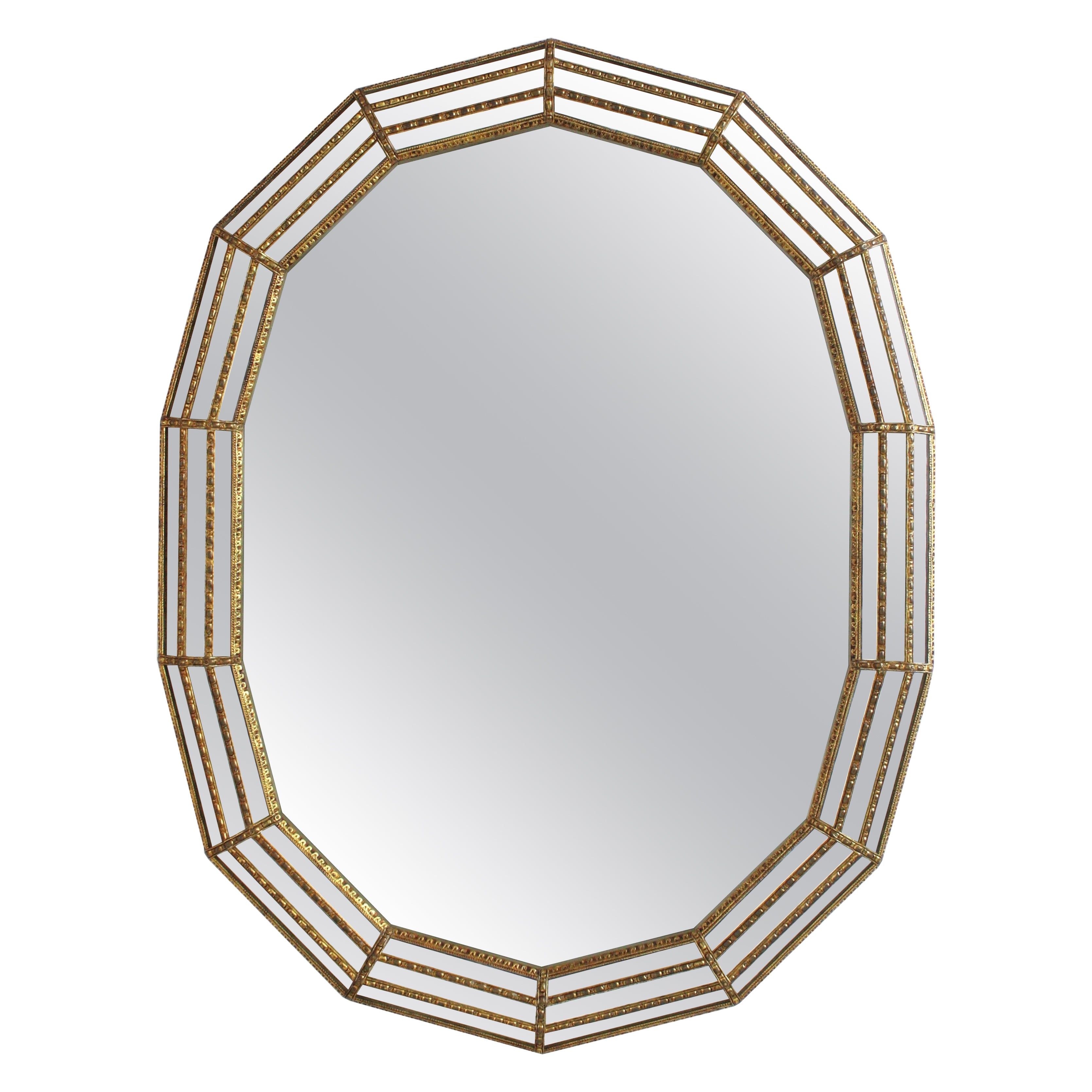 Specchio ovale moderno veneziano con dettagli in ottone, 1960