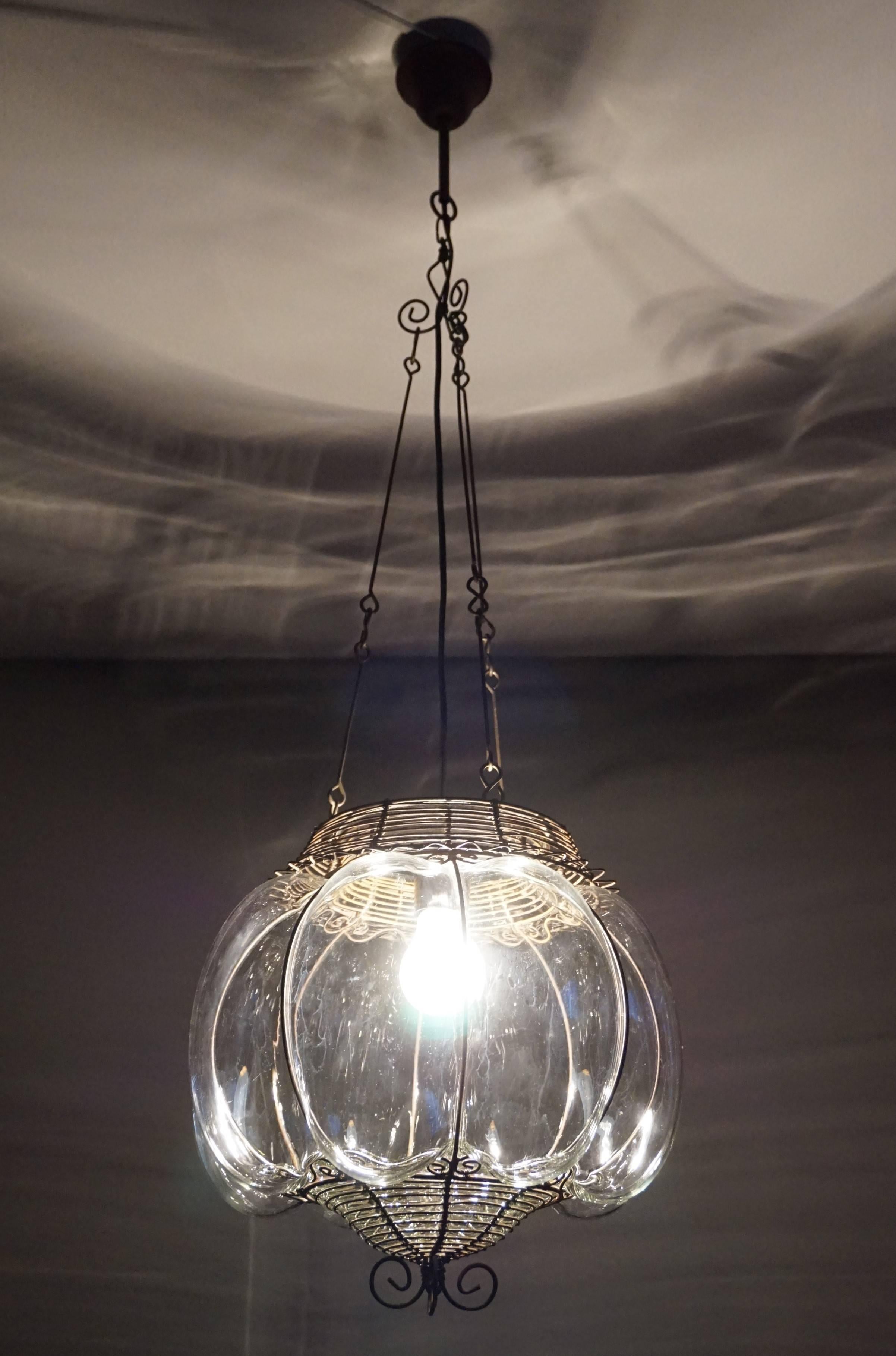 Venetian Mouthblown Glass into a Hand-crafted Iron Frame Pendant Light Fixture For Sale 2