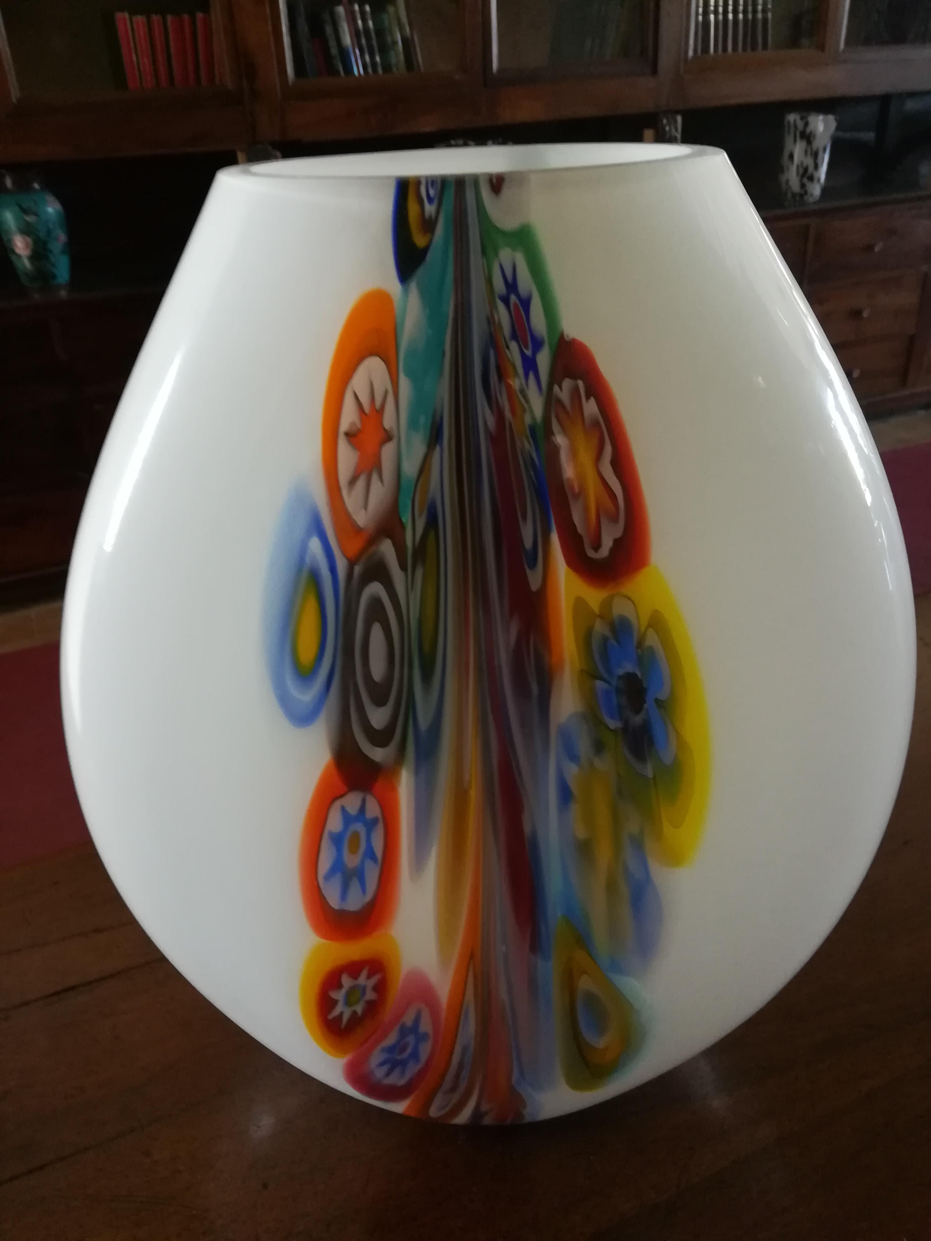 Venetian Multicolored Blown Vase In Excellent Condition For Sale In BORGO VENETO, IT