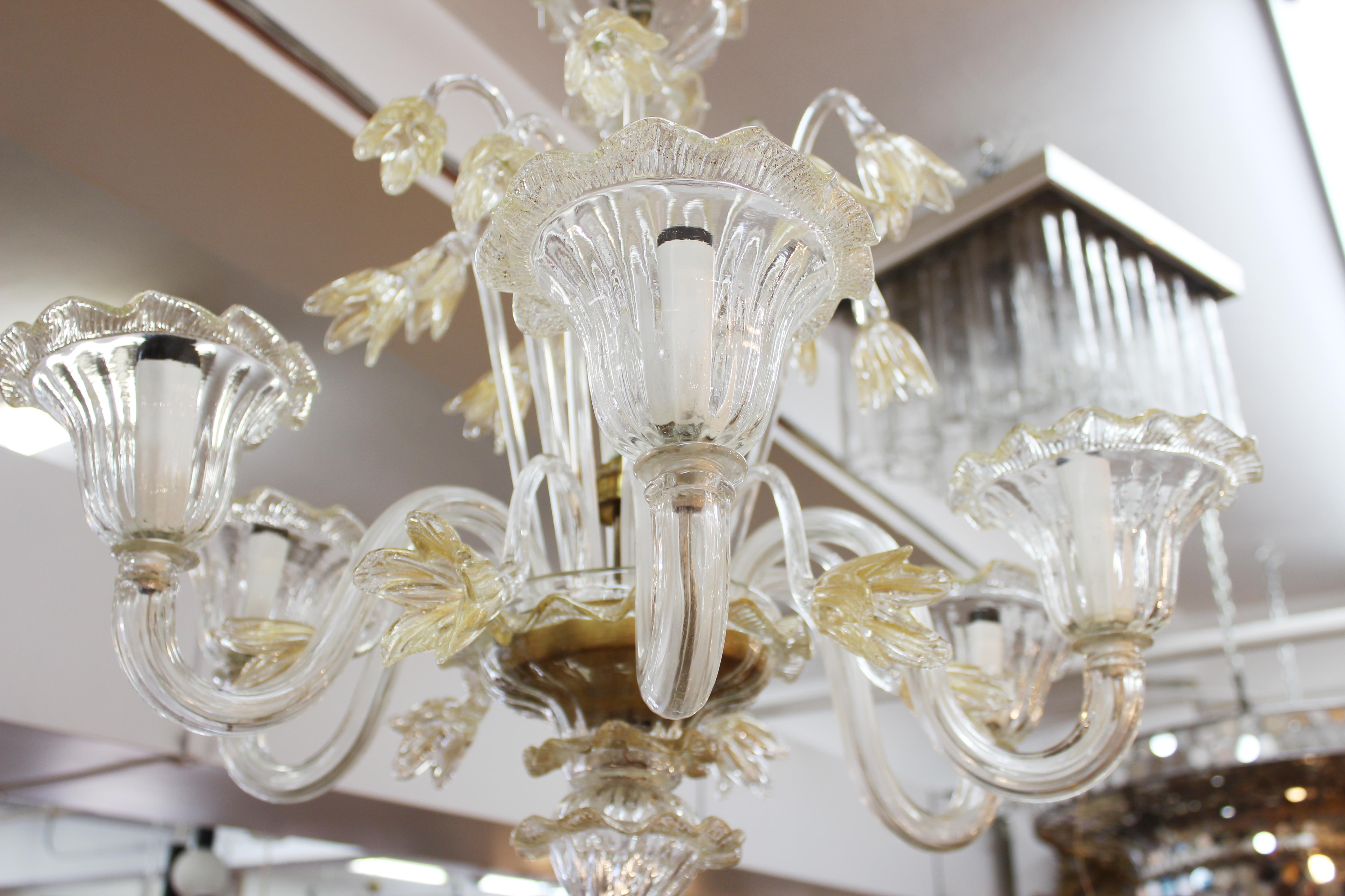 Venetian Murano Chandelier with Gold Flecked Hand Blown Glass 2