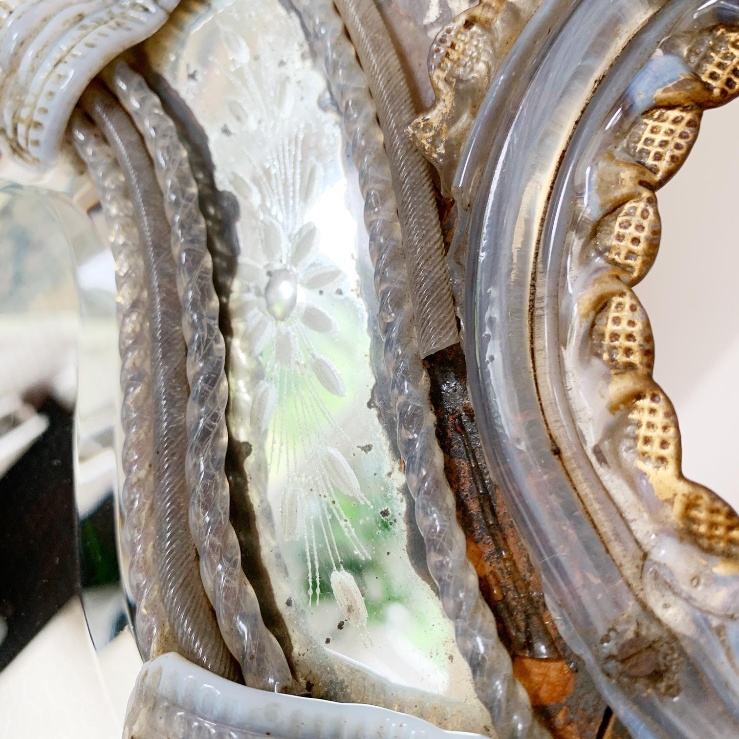 Venetian Murano Glass Etched Griffon Mirror 19th Century In Fair Condition In Hastings, GB