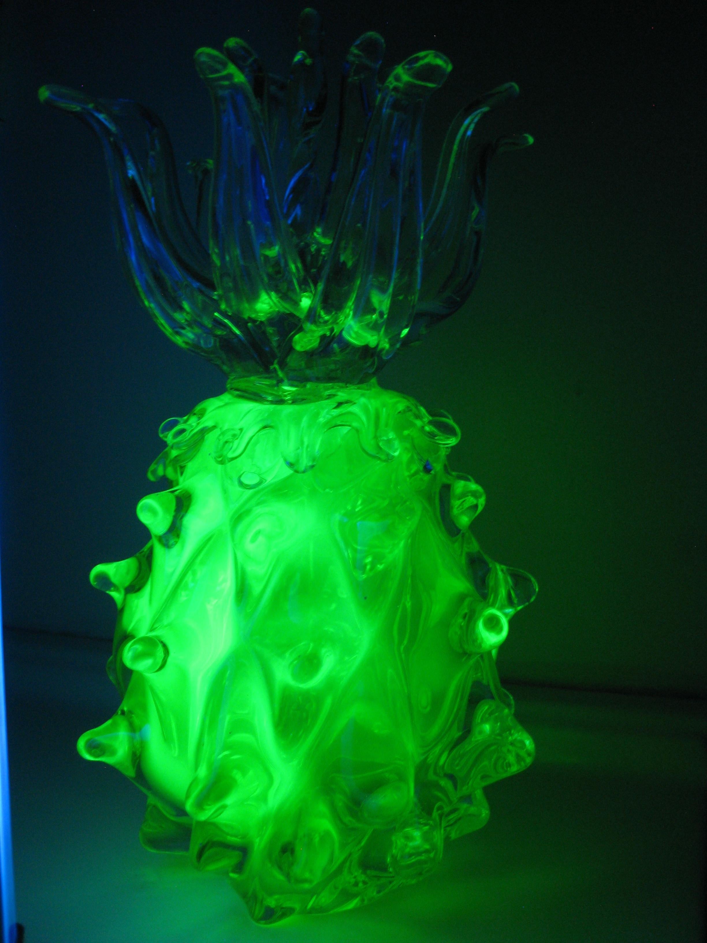 Venetian Murano Italian Uranium Art Glass Figural Pineapple 11