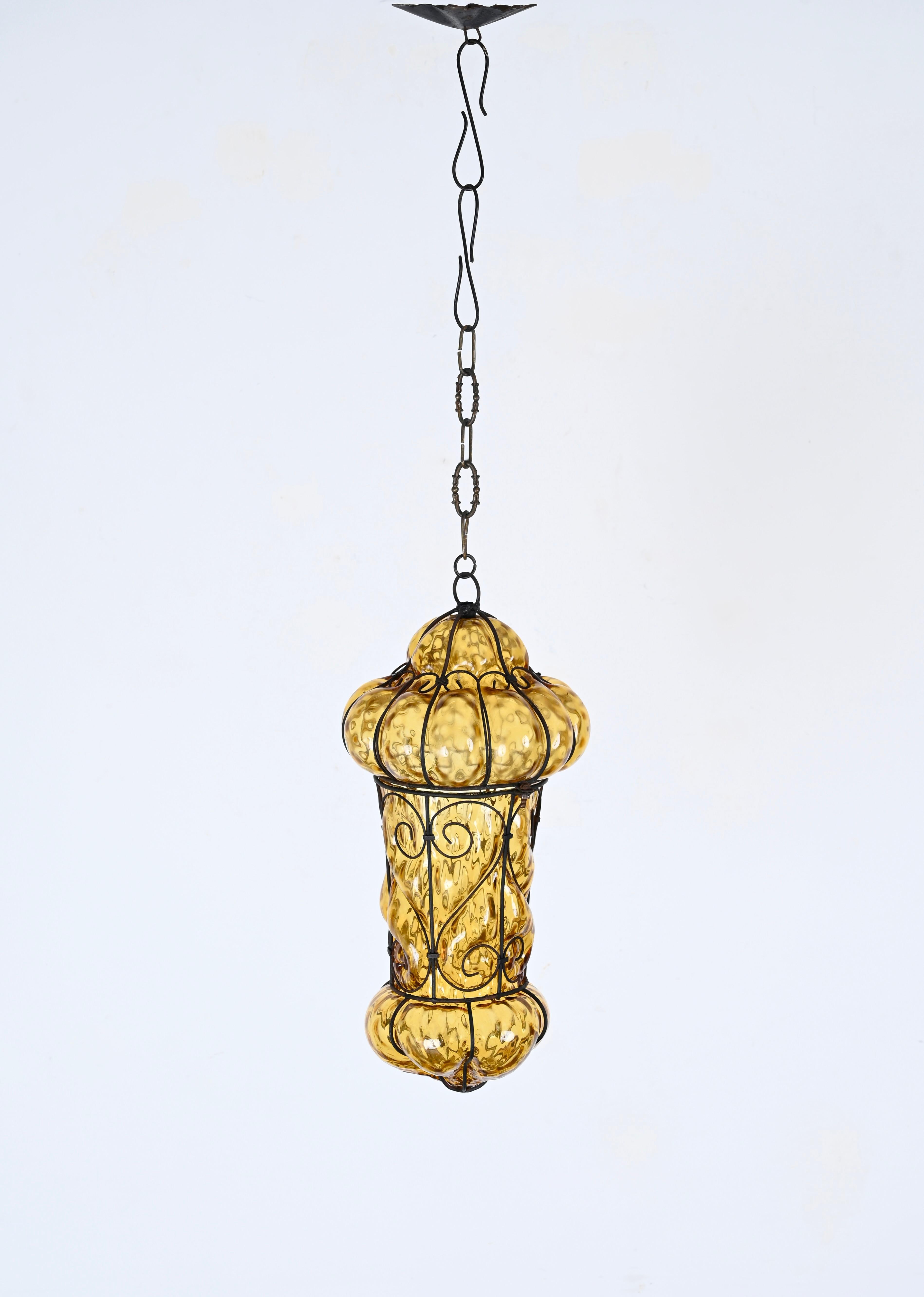 Venetian Murano Mouthblown Amber Glass Chandelier with Iron Frame, Italy 1940s 5