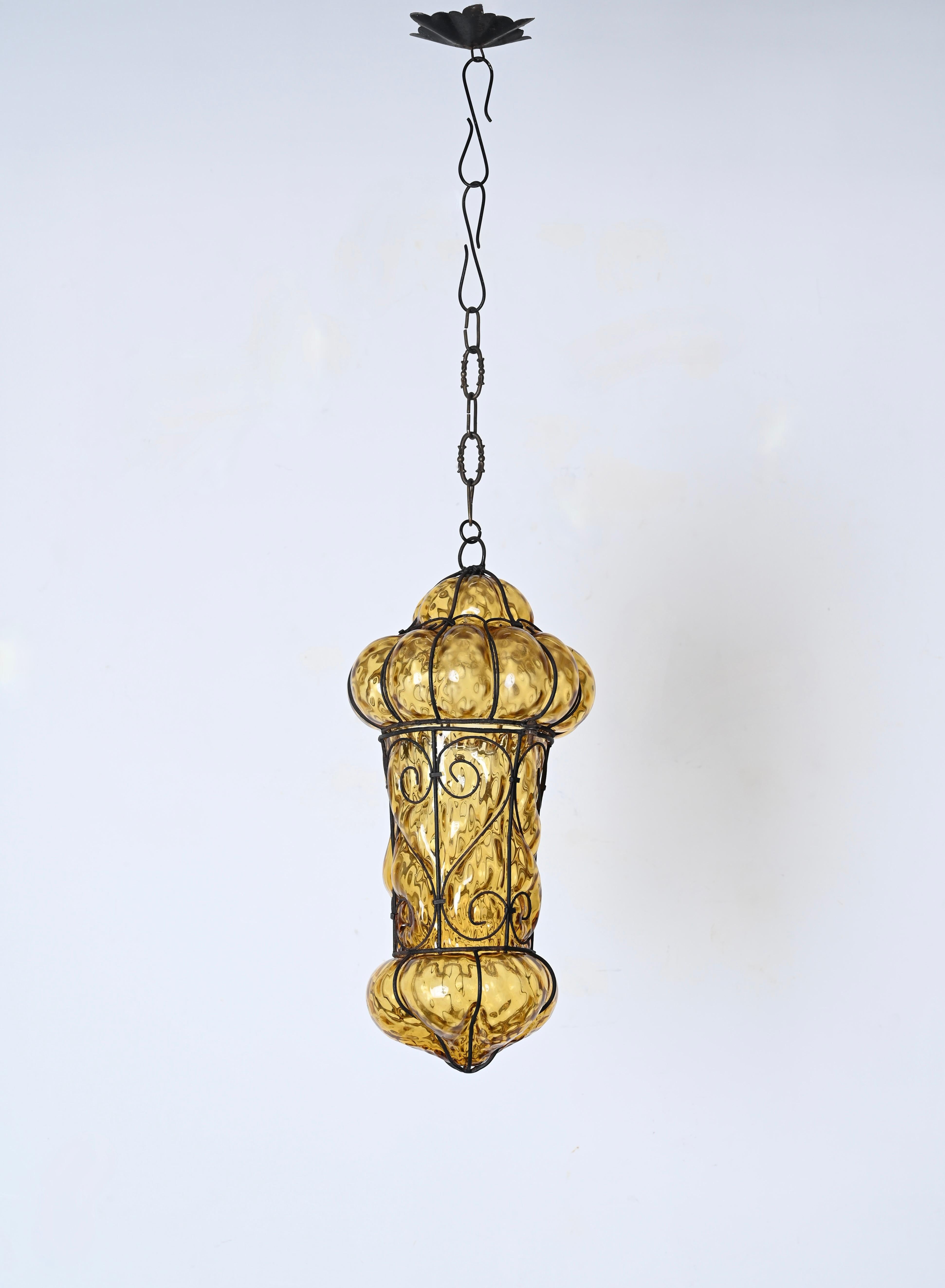 Venetian Murano Mouthblown Amber Glass Chandelier with Iron Frame, Italy 1940s 9