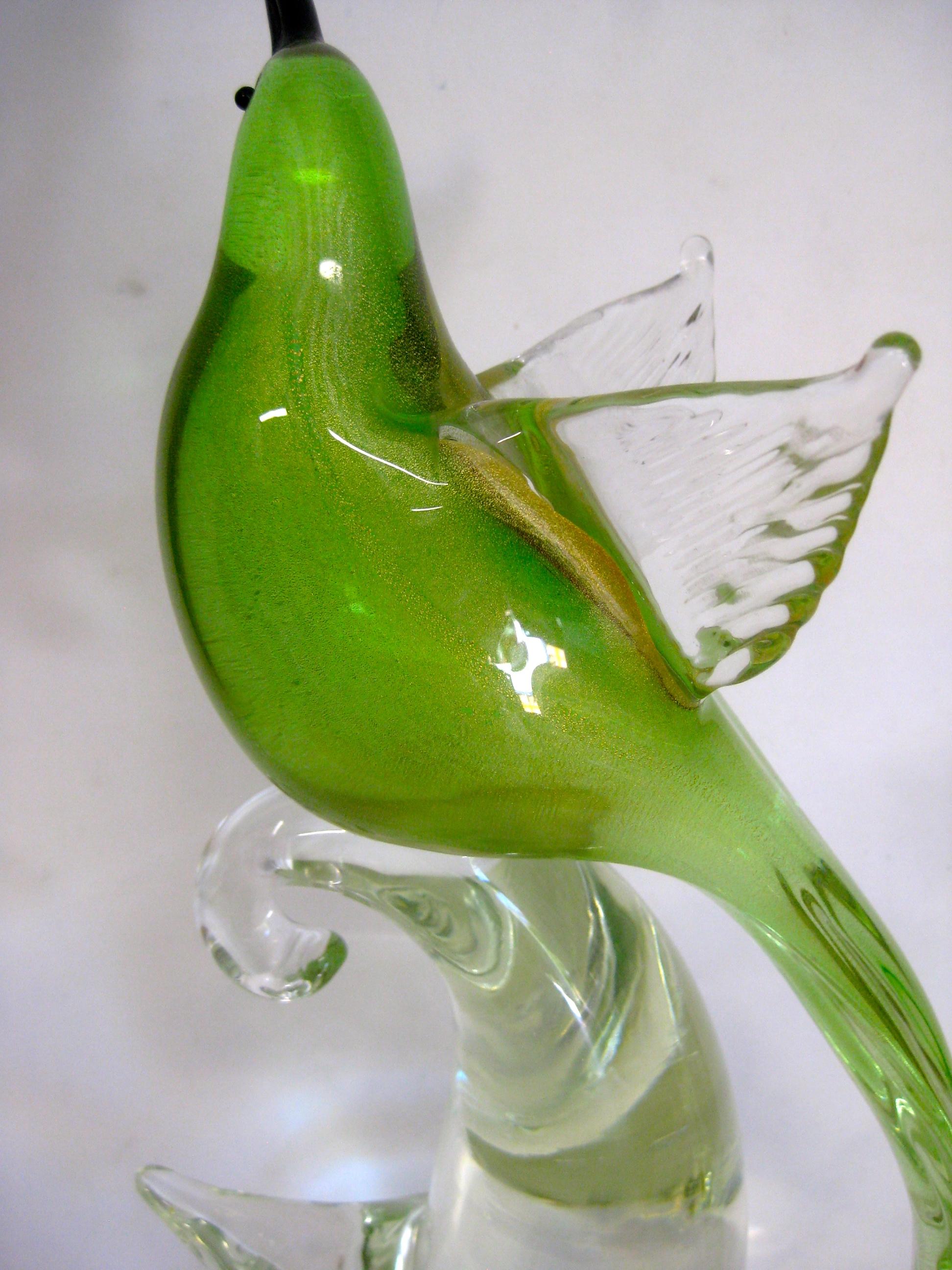 Verre d'art Sculpture d'oiseau en verre d'art vénitien de Murano Sommeroso de Formia par Oggetti Formia, Italie  en vente