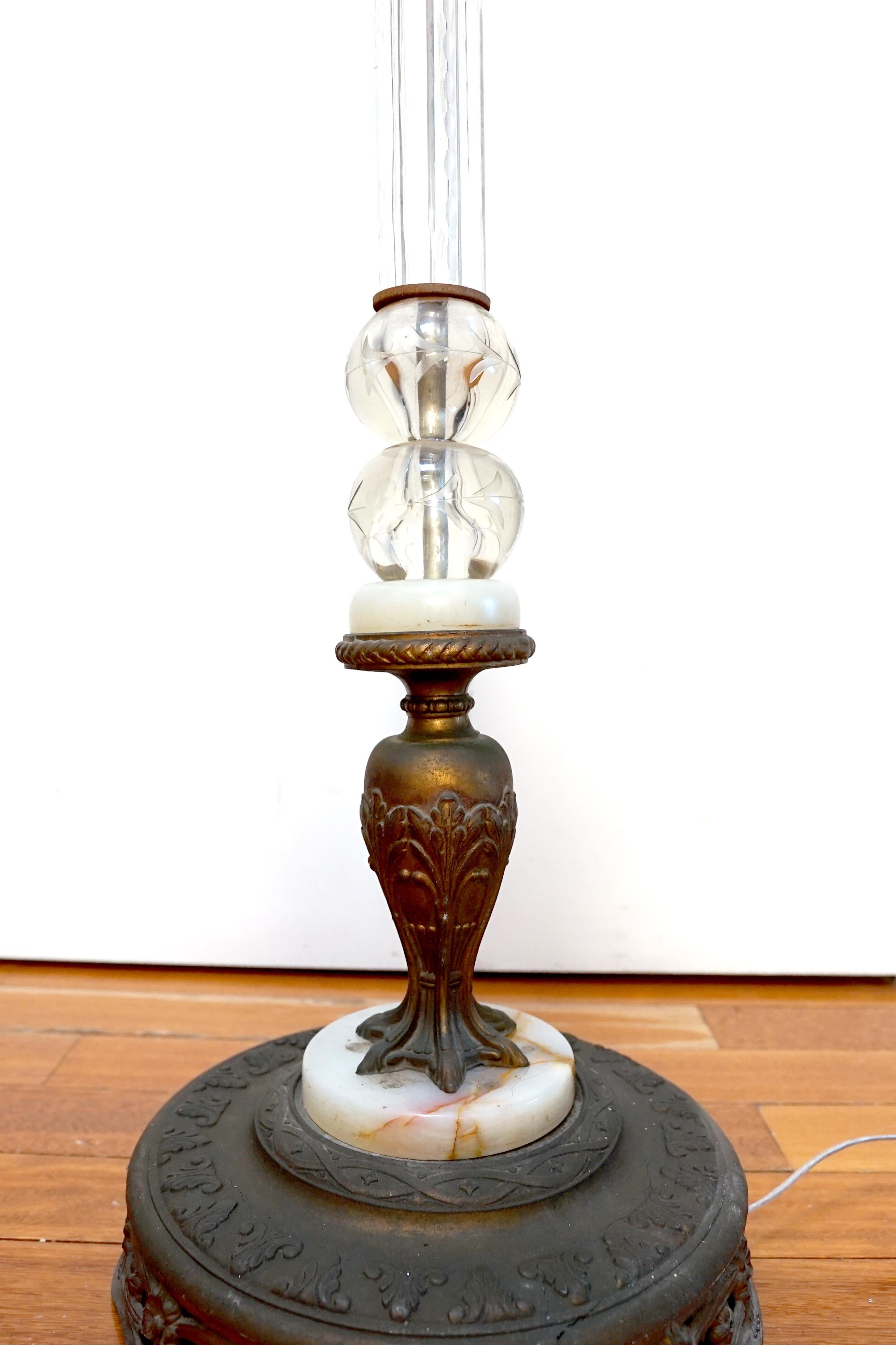 Antike Stehlampe im venezianischen, Murano-Stil mit Alabaster-Messingsockel im Angebot 8