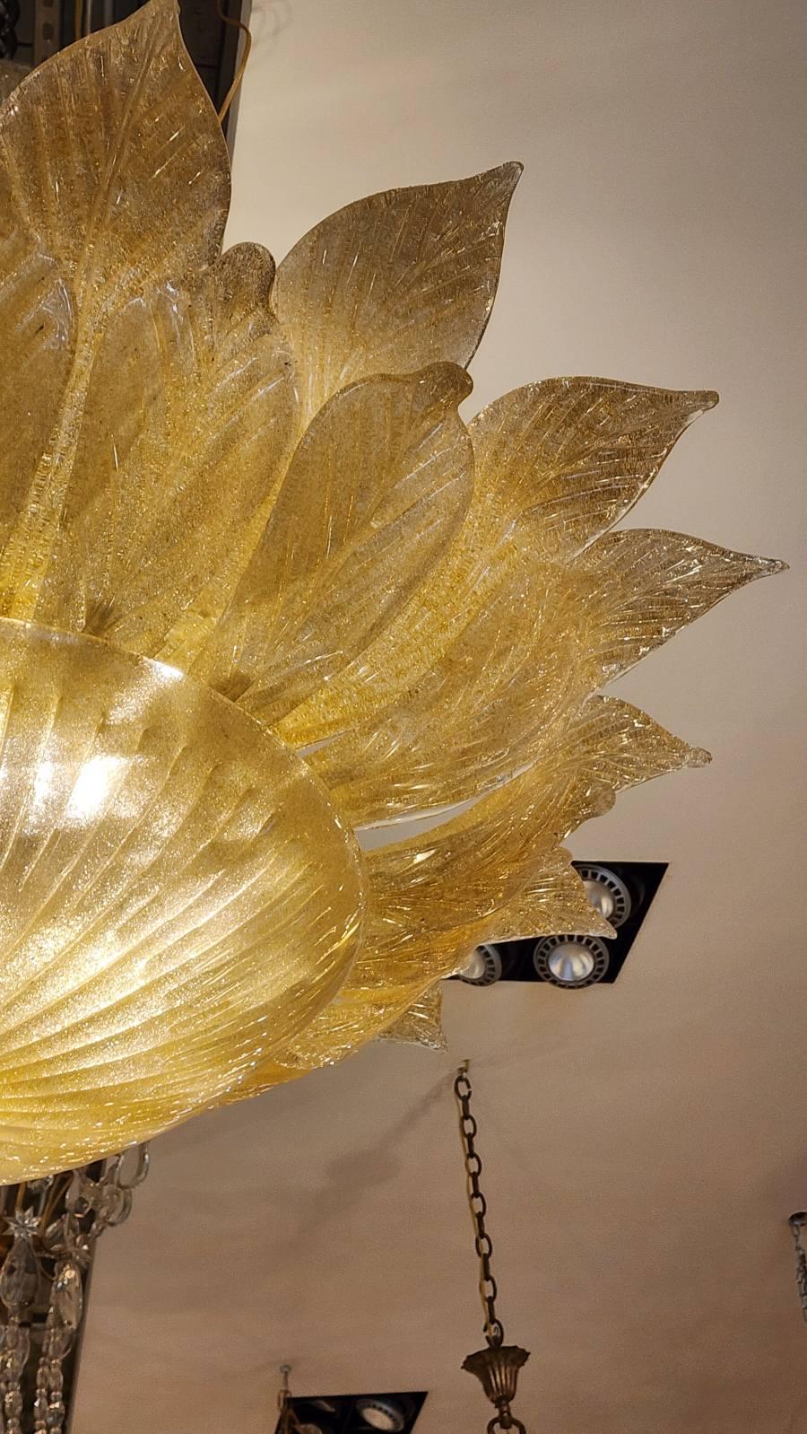 Fatto a mano Lampadario di Murano in stile veneziano in vendita