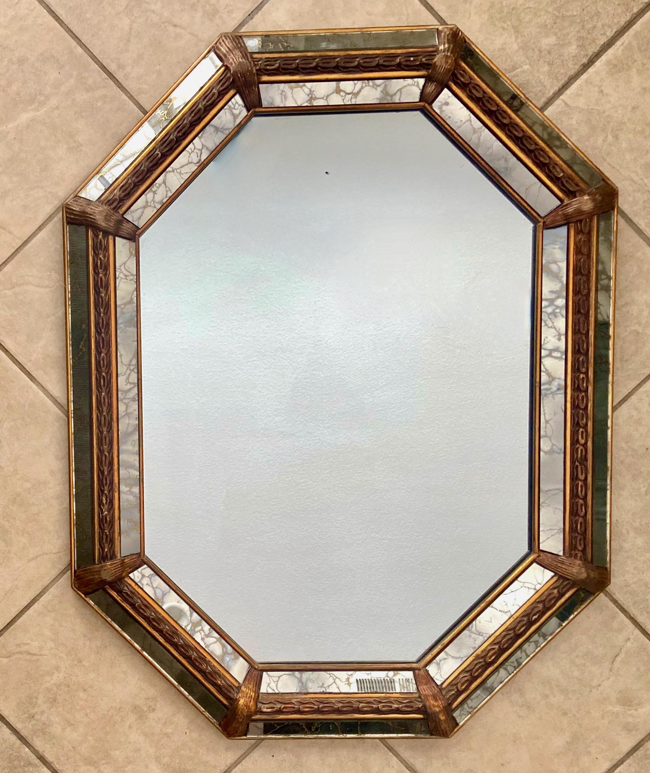 Venetian Octagonal Giltwood Gold Vain Wall Mirror For Sale 11