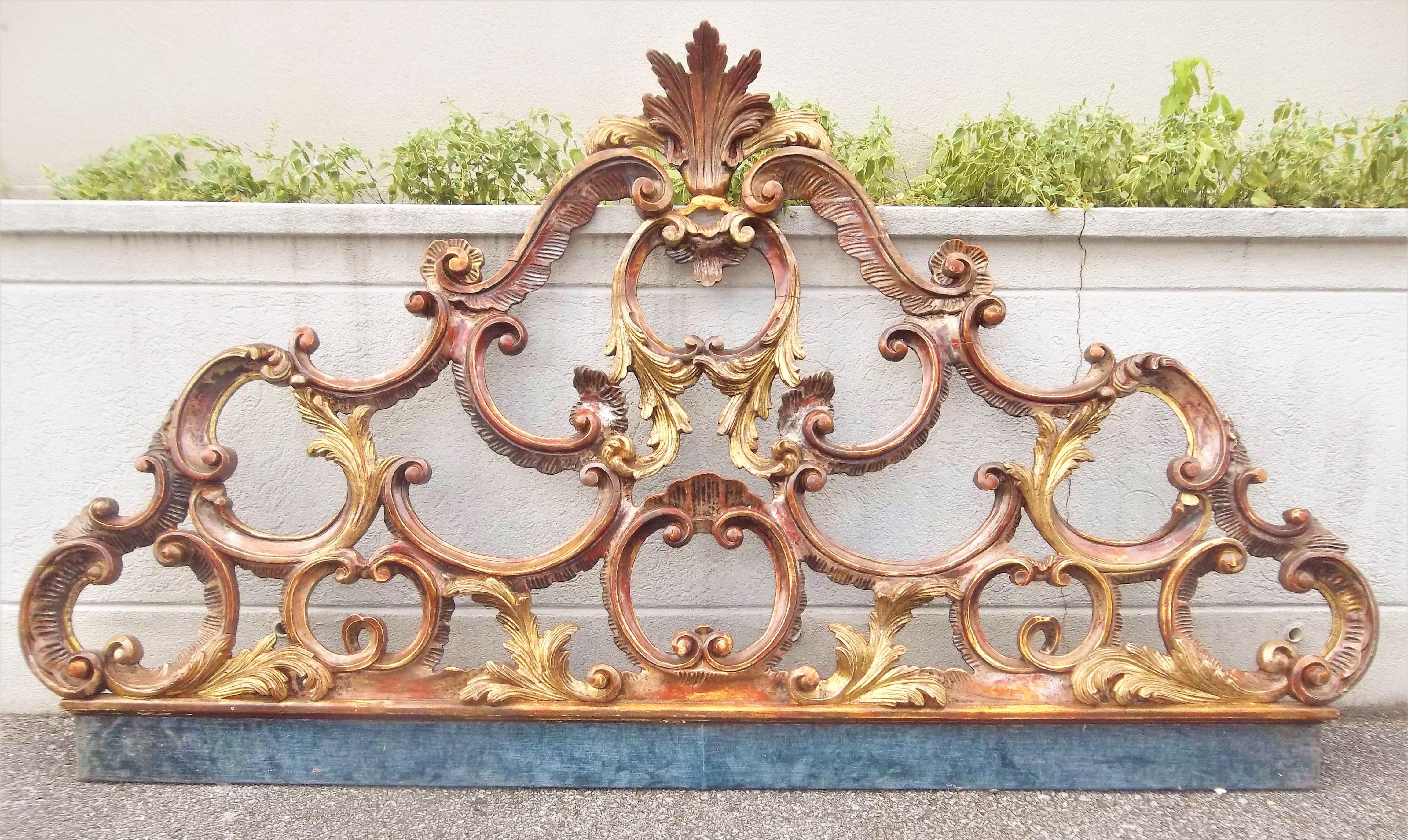 Venetian or Italian Giltwood Robustly Carved Headboard in Rococo Style 12