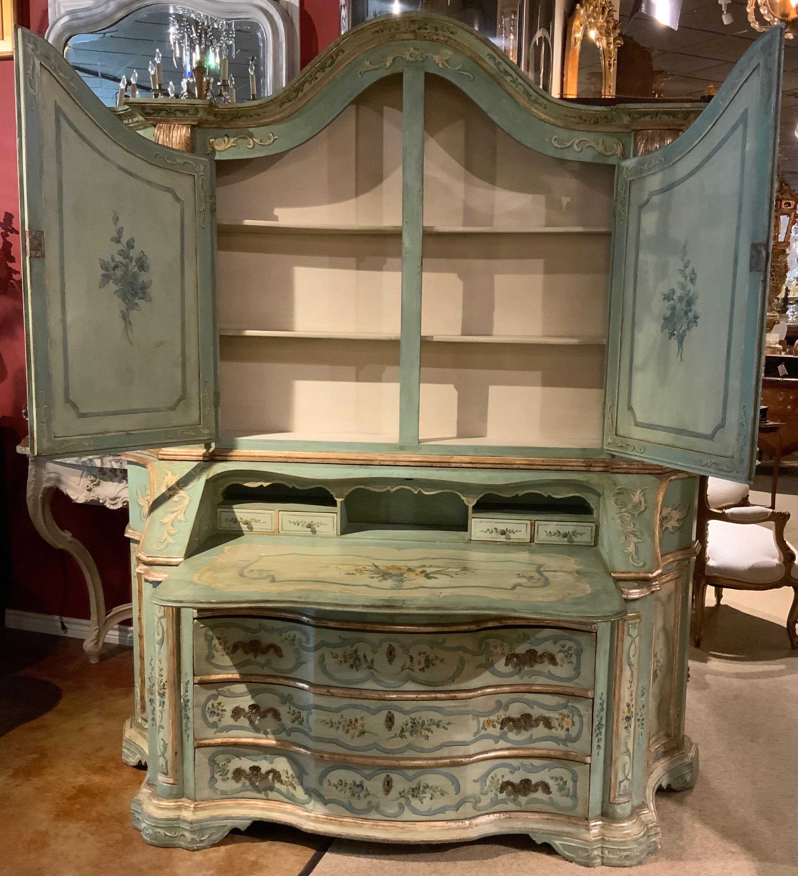 Early 19th Century Venetian painted cabinet/secretary 19 th century  For Sale