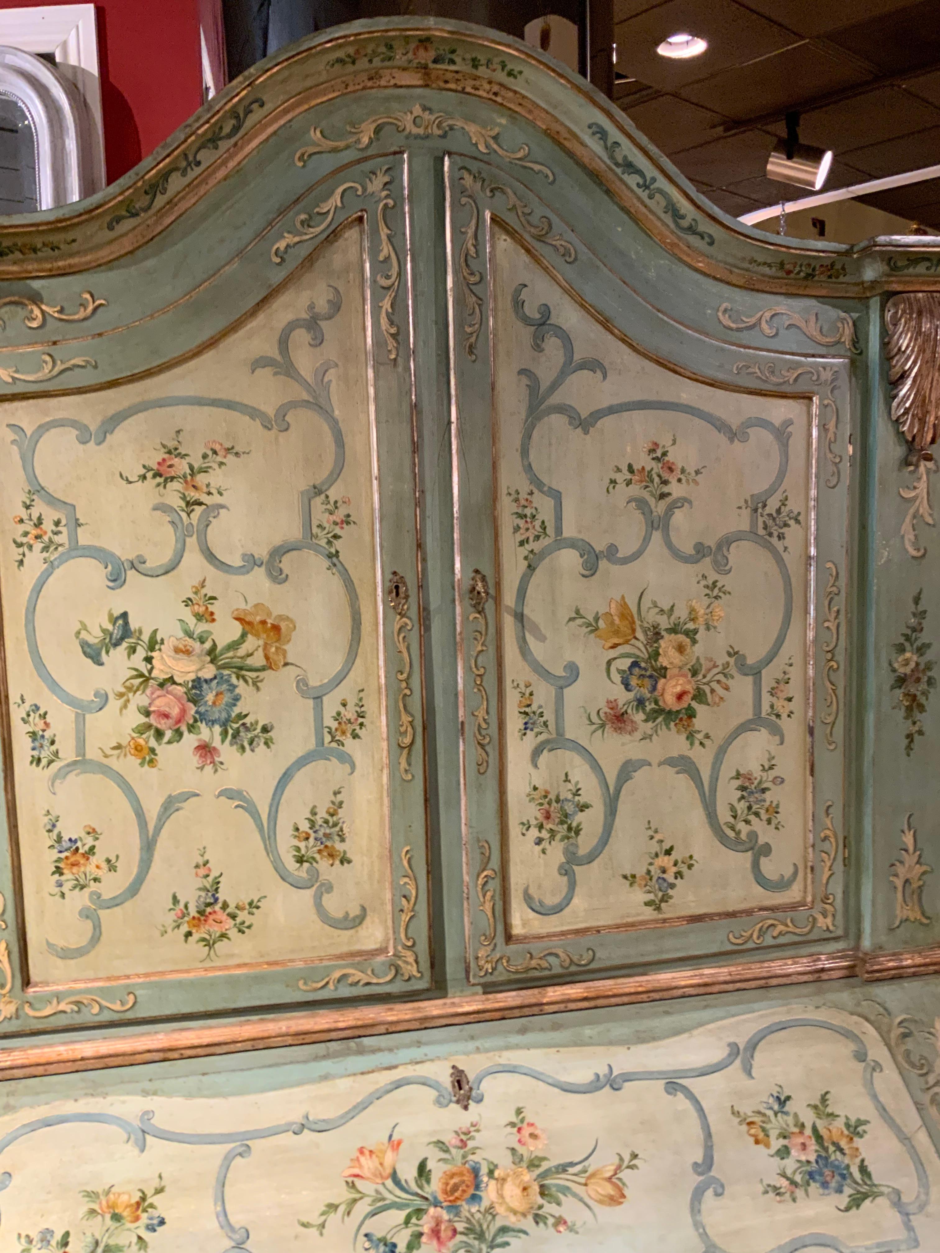 Venetian painted cabinet/secretary 19 th century  For Sale 2