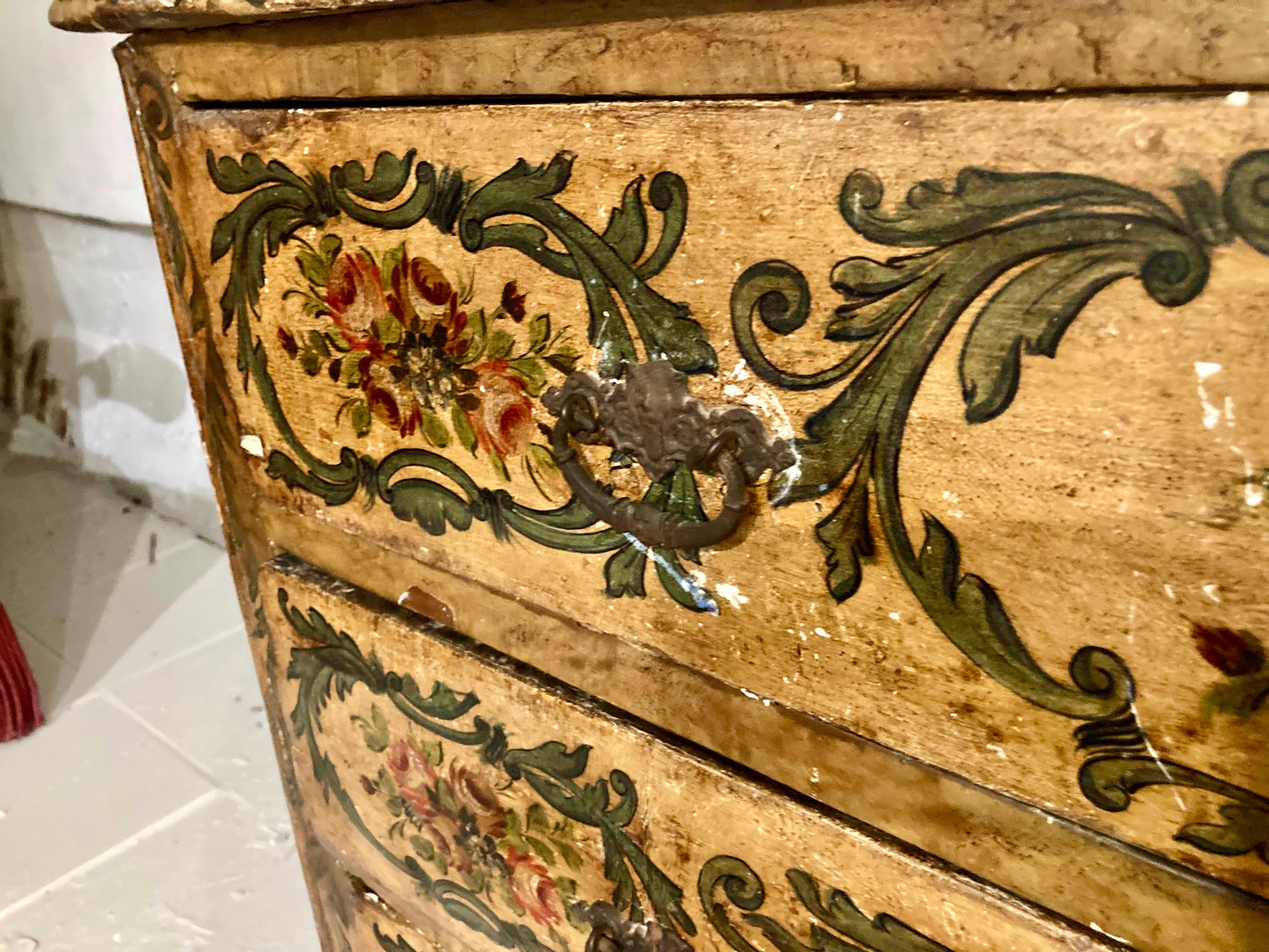 Venetian Painted Commode For Sale 4