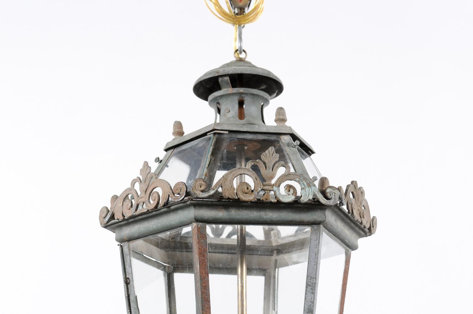  Venetian Painted Iron Street Lantern with 3 Lights, Late 19th Century For Sale 2