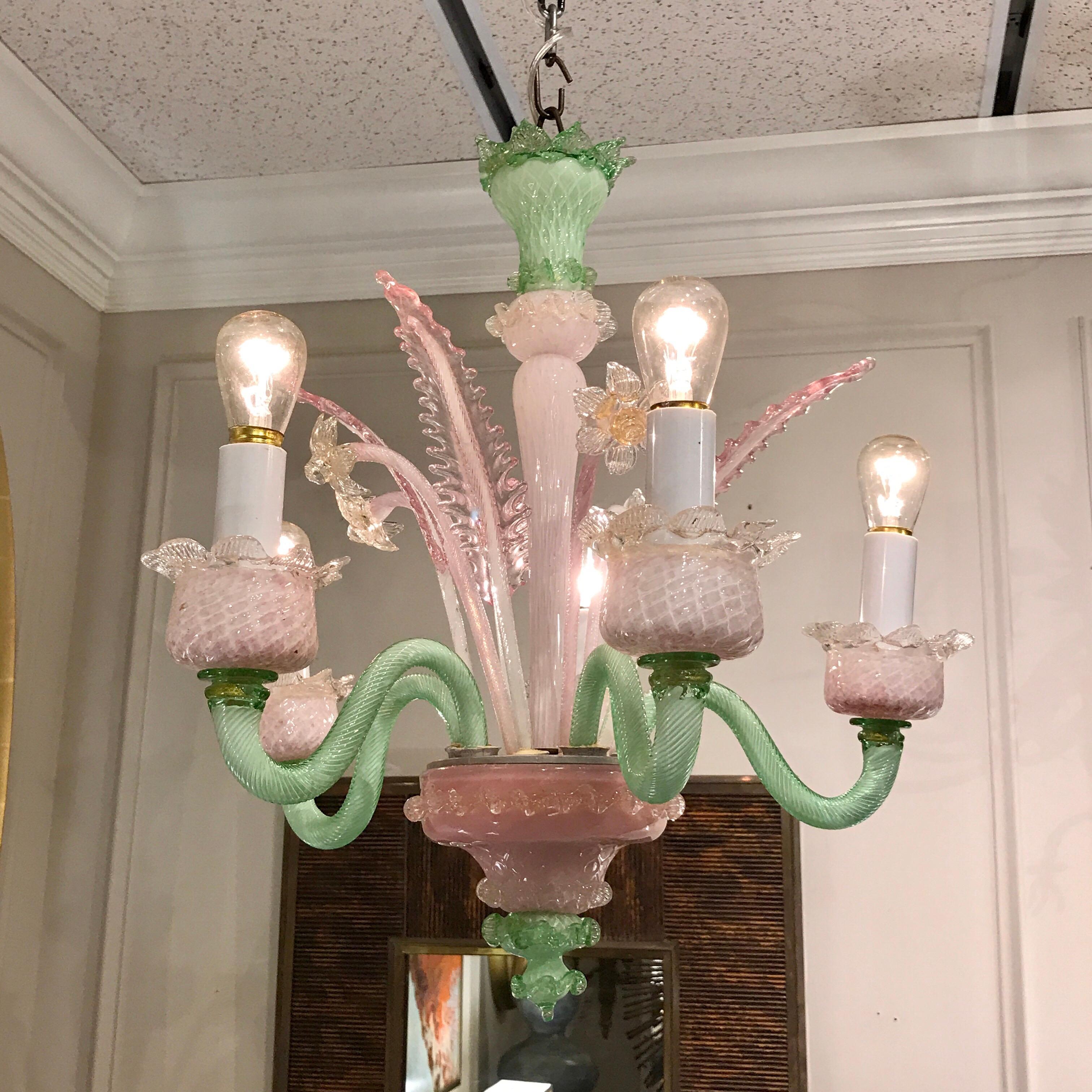 Venetian Pink and Green Murano Glass Five-Light Chandelier In Good Condition In Atlanta, GA