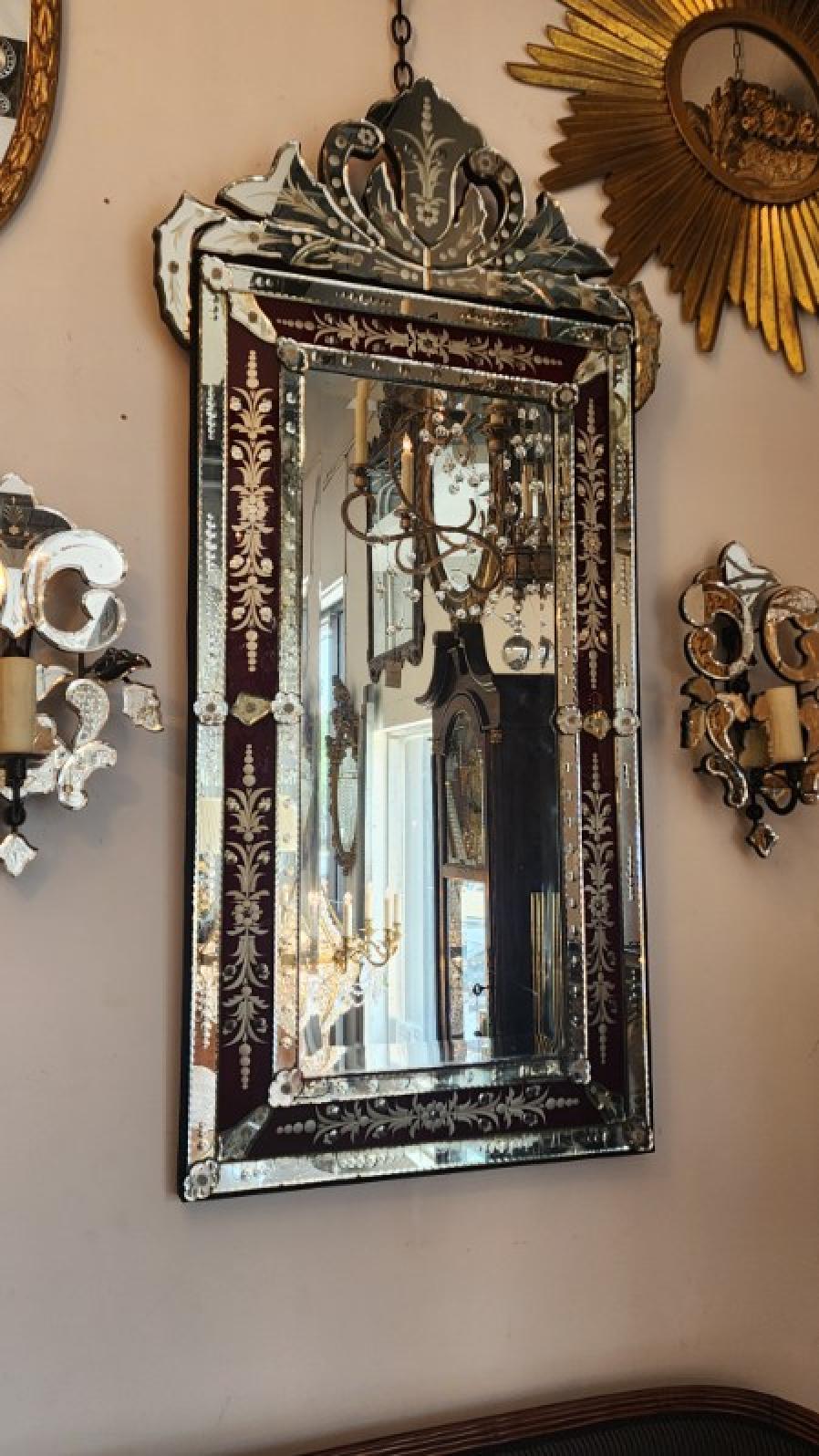 Miroir à bordure rouge vénitien en vente 3