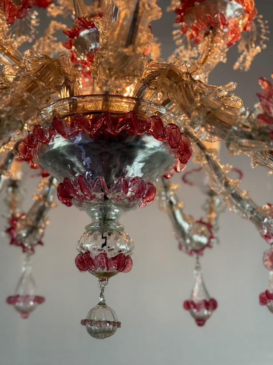 Italian Venetian Rezzonico Chandelier In Colorless And Red Venice Glass Circa 1920 For Sale
