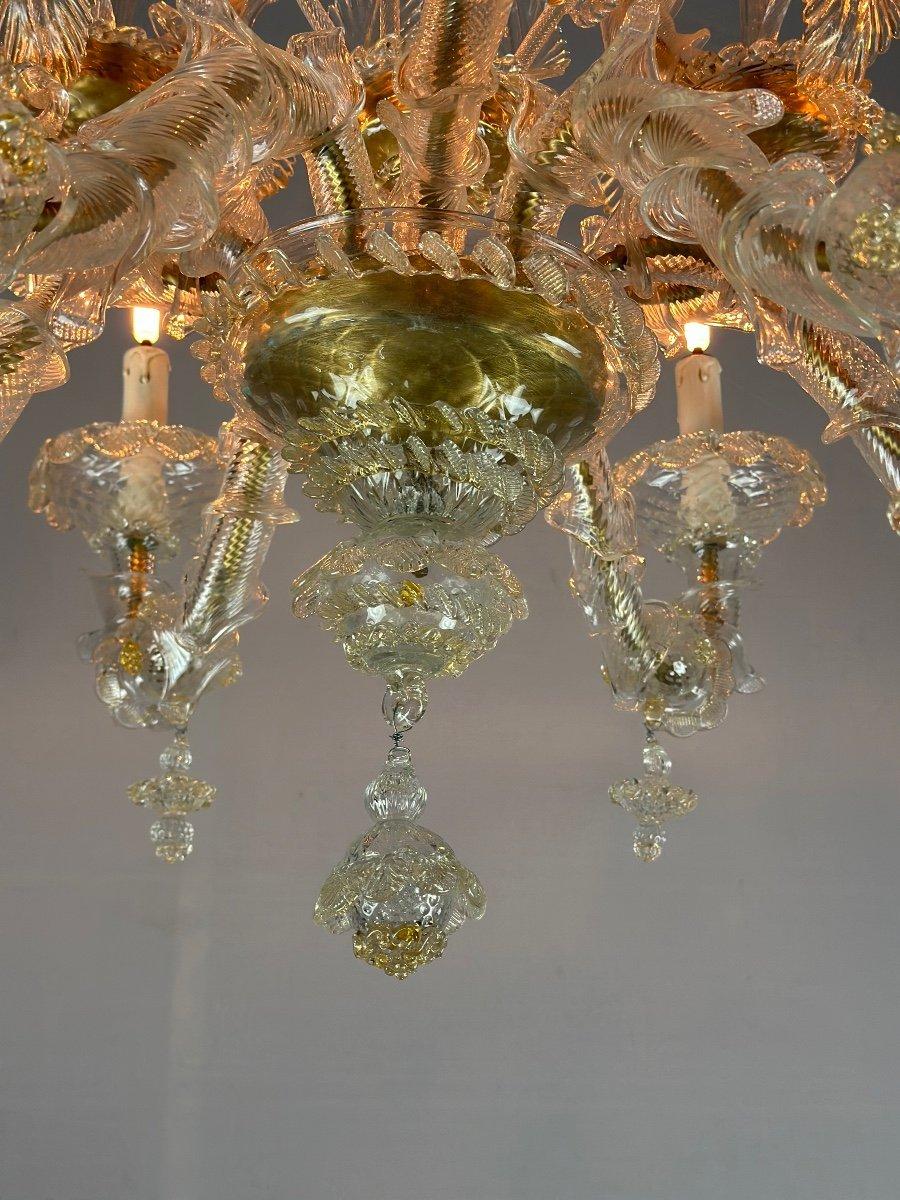 20th Century Venetian Rezzonico Chandelier In Golden Murano Glass, 6 Arms Of Light Circa 1930 For Sale