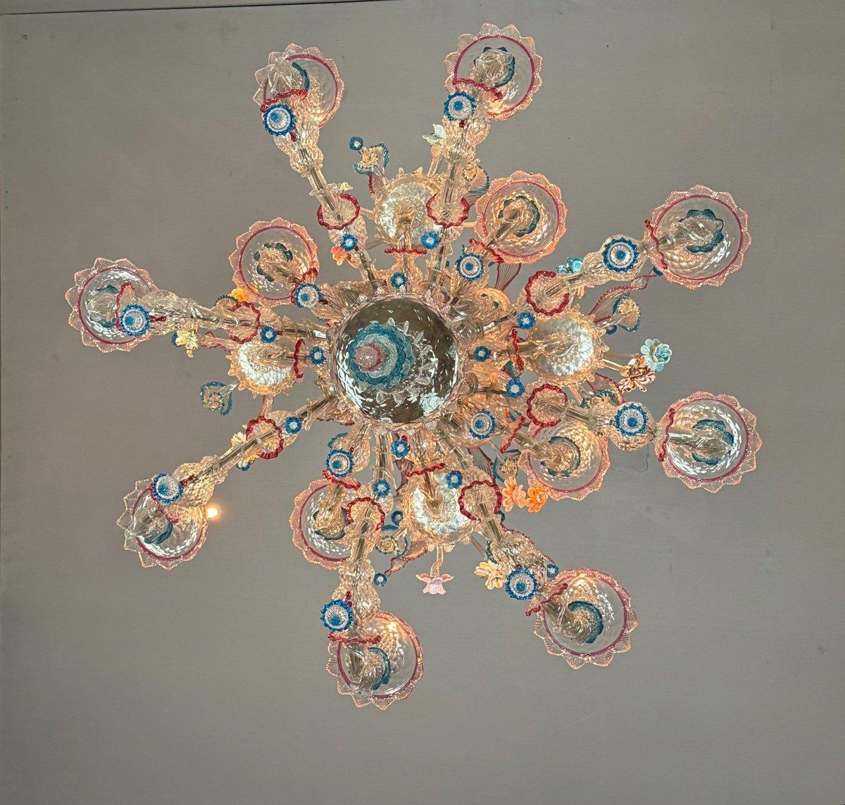 Venetian Rezzonico Chandelier In Multicolored Murano Glass, 12 Arms +-1920 In Excellent Condition For Sale In Honnelles, WHT