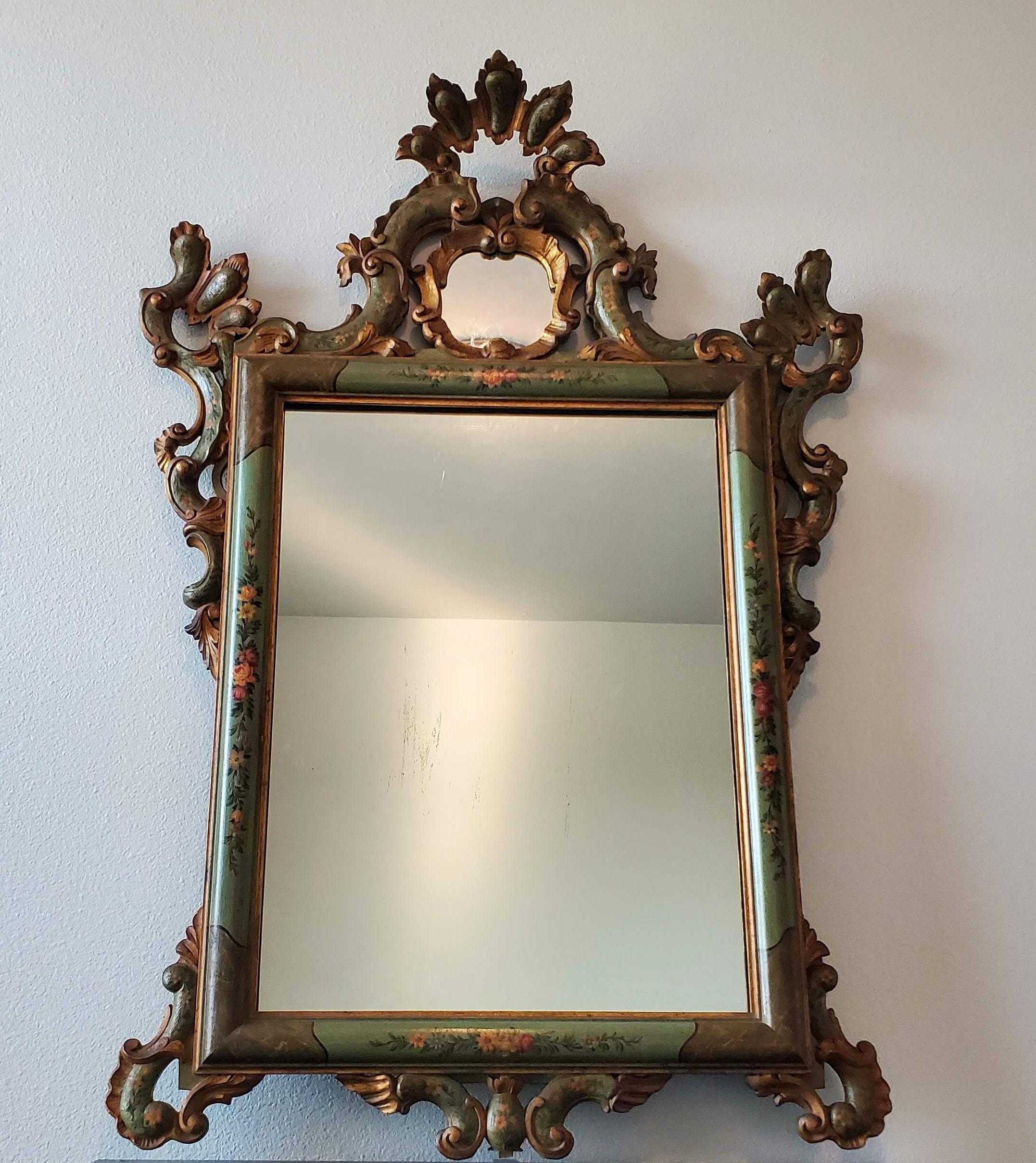 Venetian Rococo Carved Polychrome Painted Green Gilt Wood Frame Wall Mirror For Sale 1