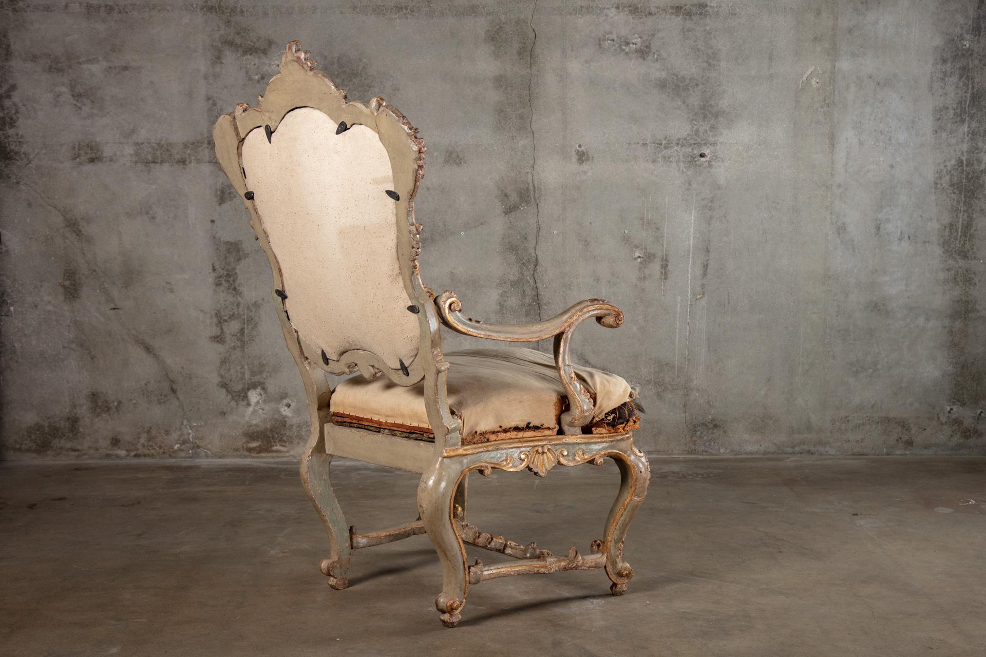 Italian Venetian Rococo Decorated Armchair For Sale