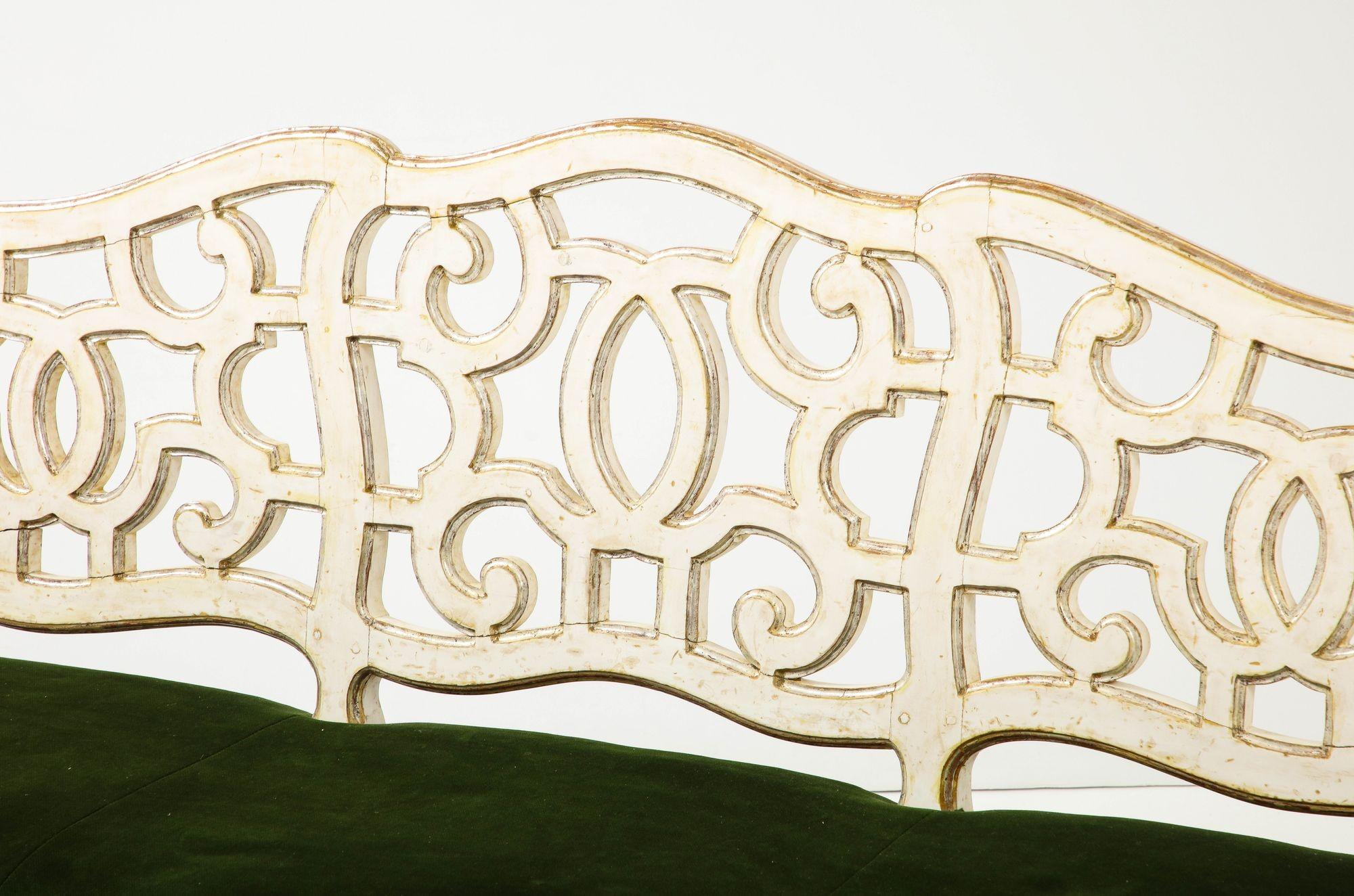 Divano rococò veneziano in gesso e argento dorato in vendita 8