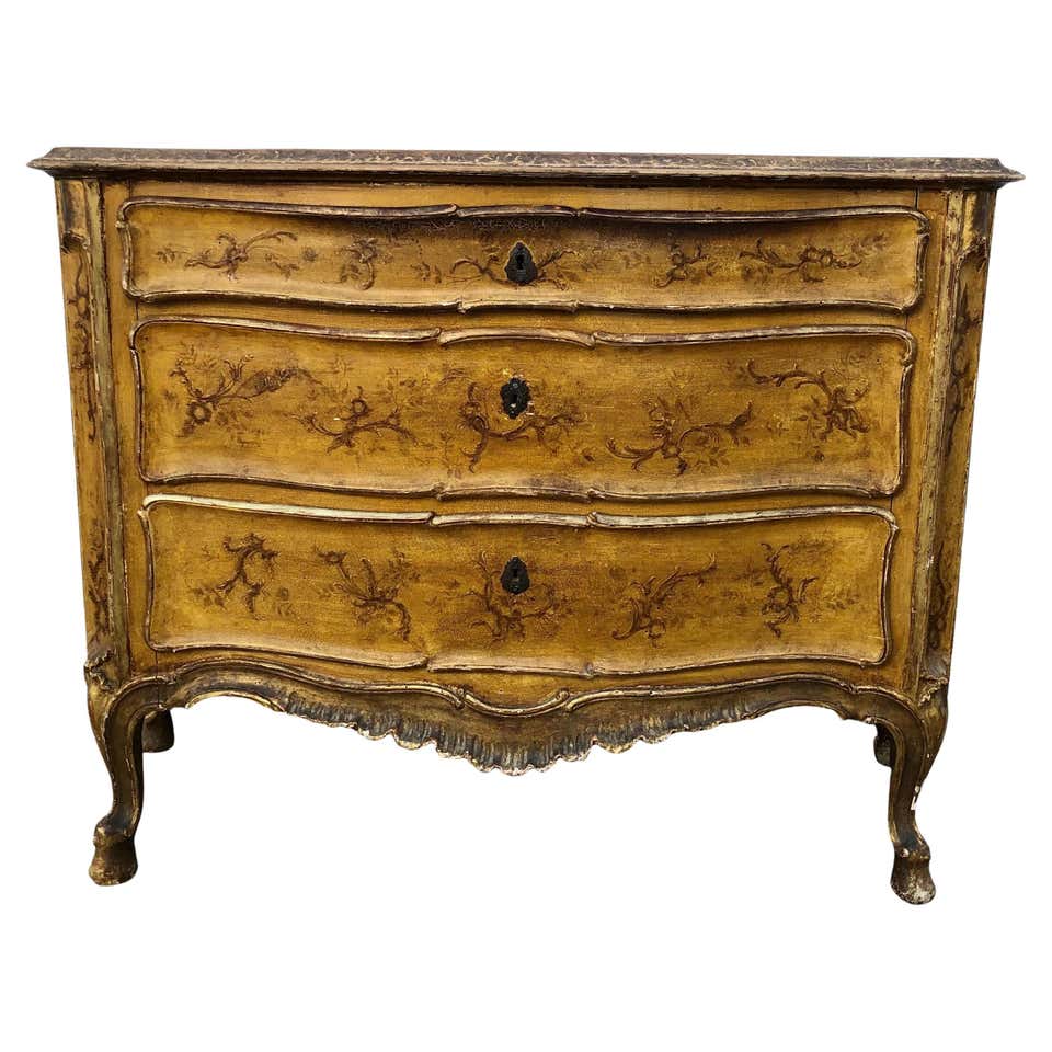 Venetian Rococo Walnut Commode For Sale at 1stDibs