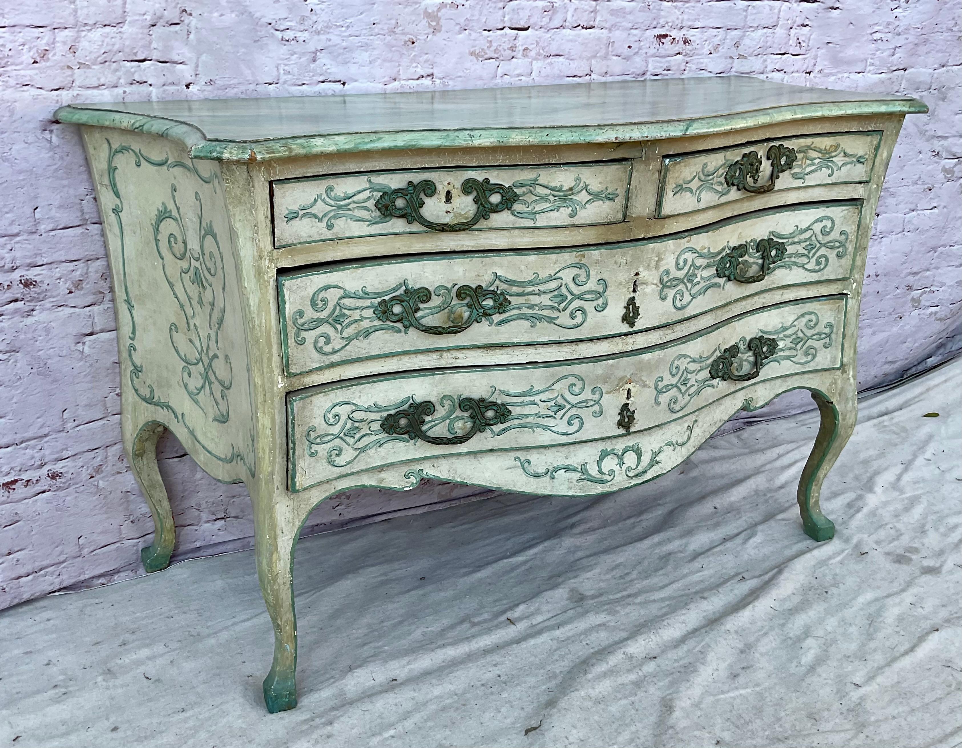 Venetian Rococo Painted Commode For Sale 4