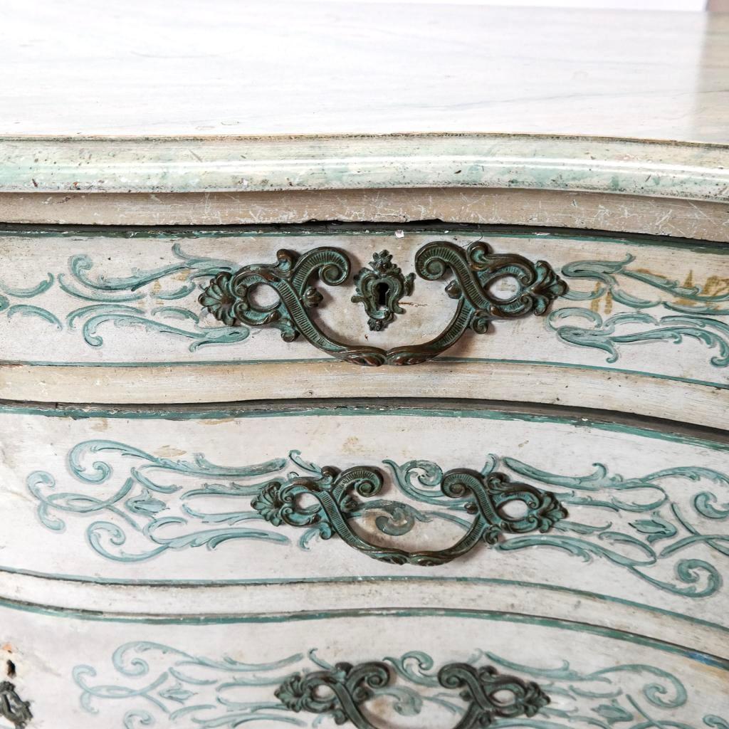 Venetian Rococo Painted Commode For Sale 1