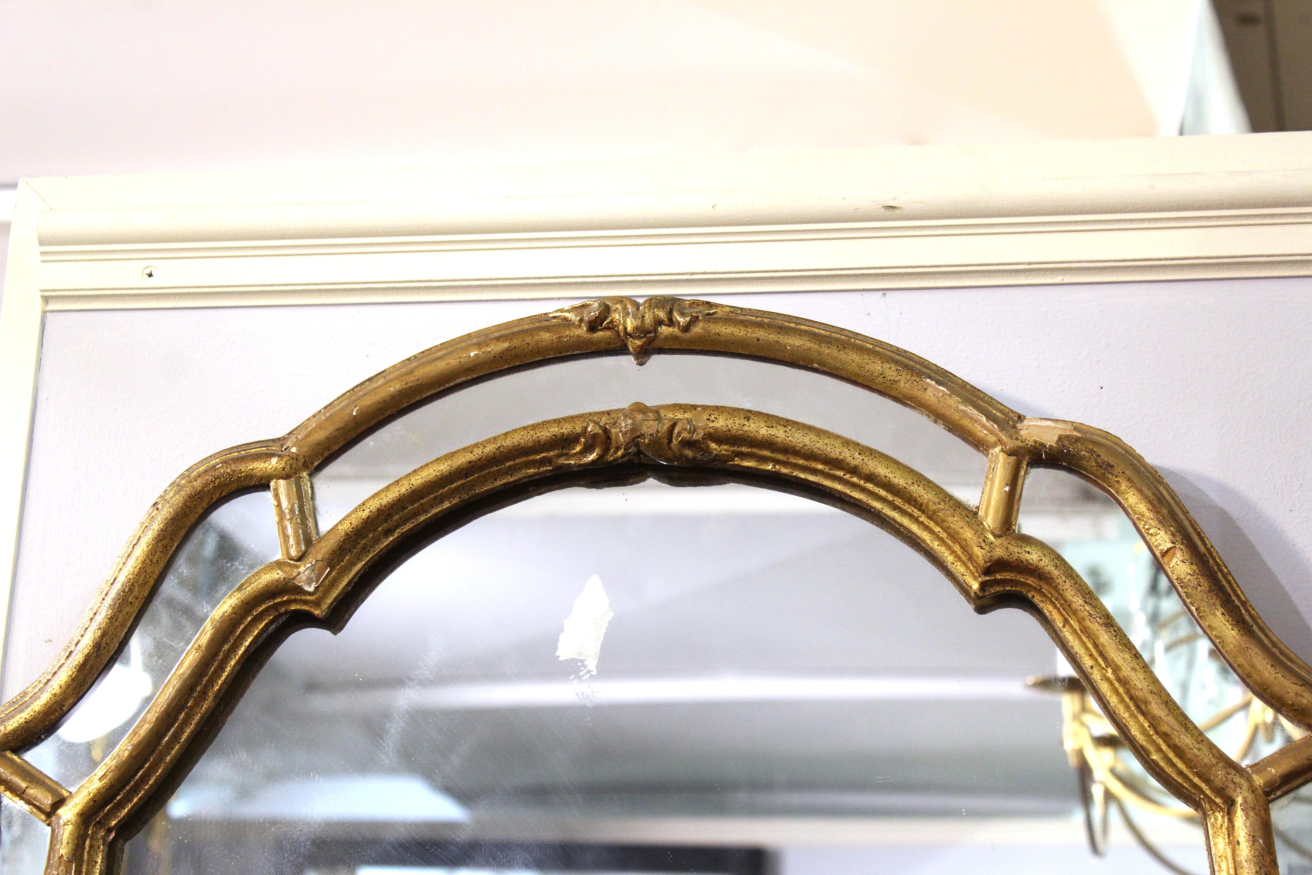 20th Century Venetian Rococo Style Giltwood Mirror