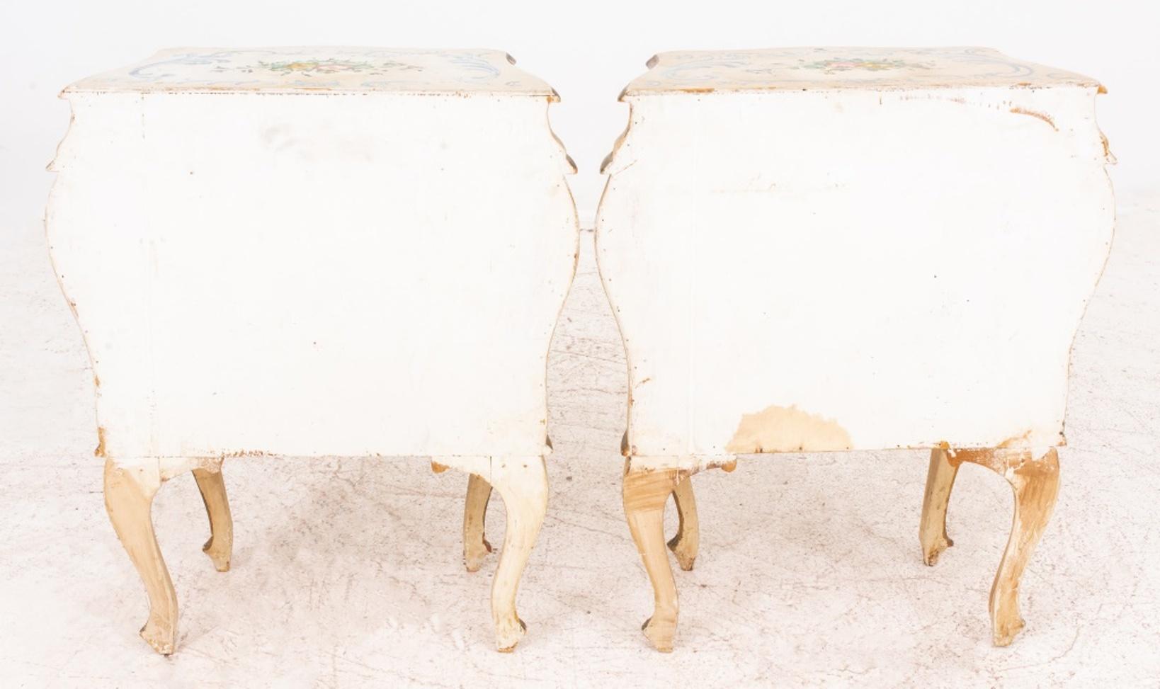 Venetian Rococo Style Small Painted Commodes, Pair In Good Condition In New York, NY
