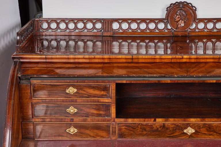 Roll Top Desk For Sale at 1stDibs
