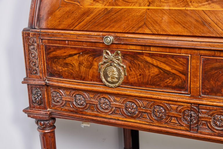 Roll Top Desk For Sale at 1stDibs