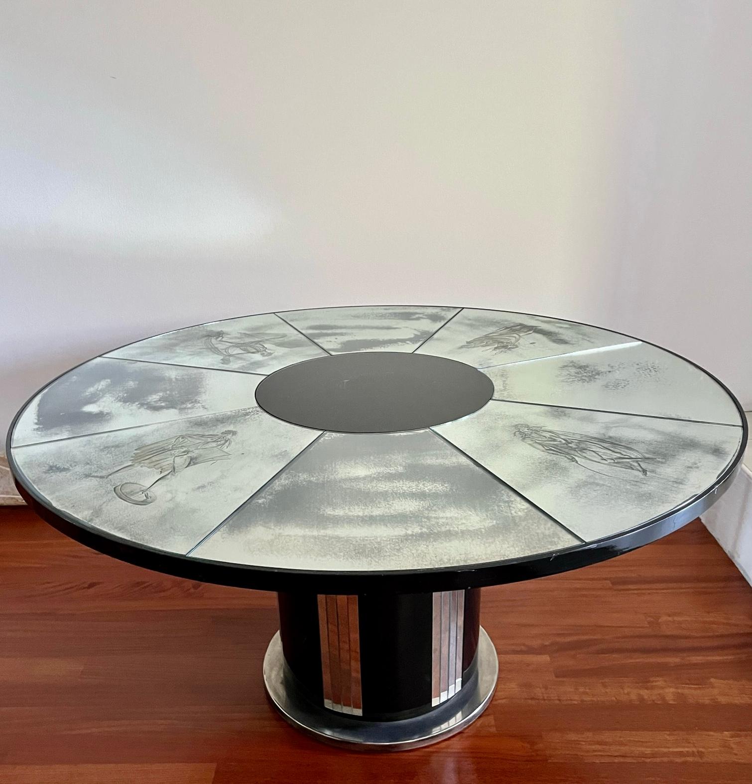Venetian Round Glass Table with Representative Steel Base For Sale 3