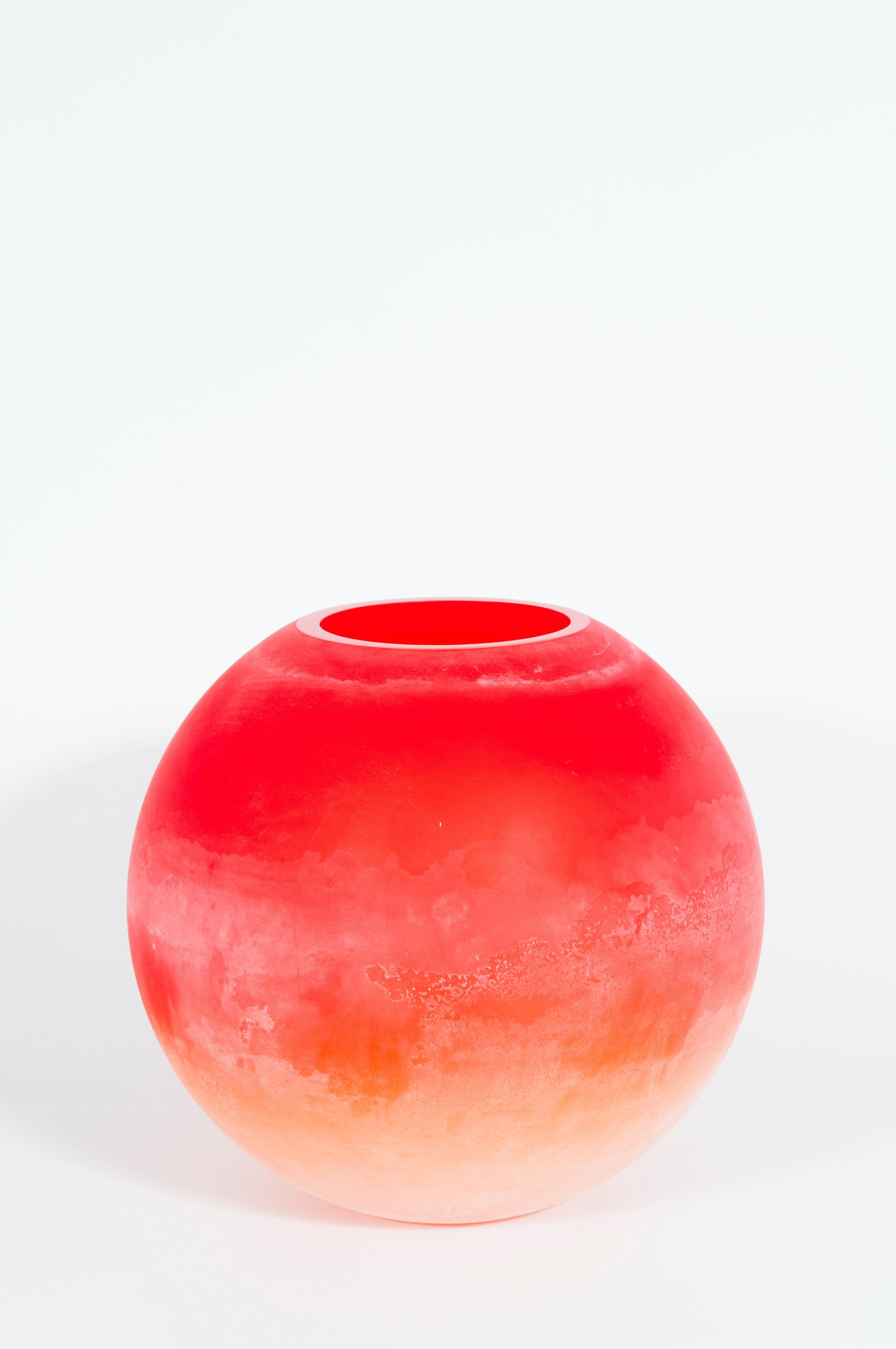Modern Venetian Scavo Vase in Blown Murano Glass Orange and Dawn Colors, Italy, 1980s For Sale