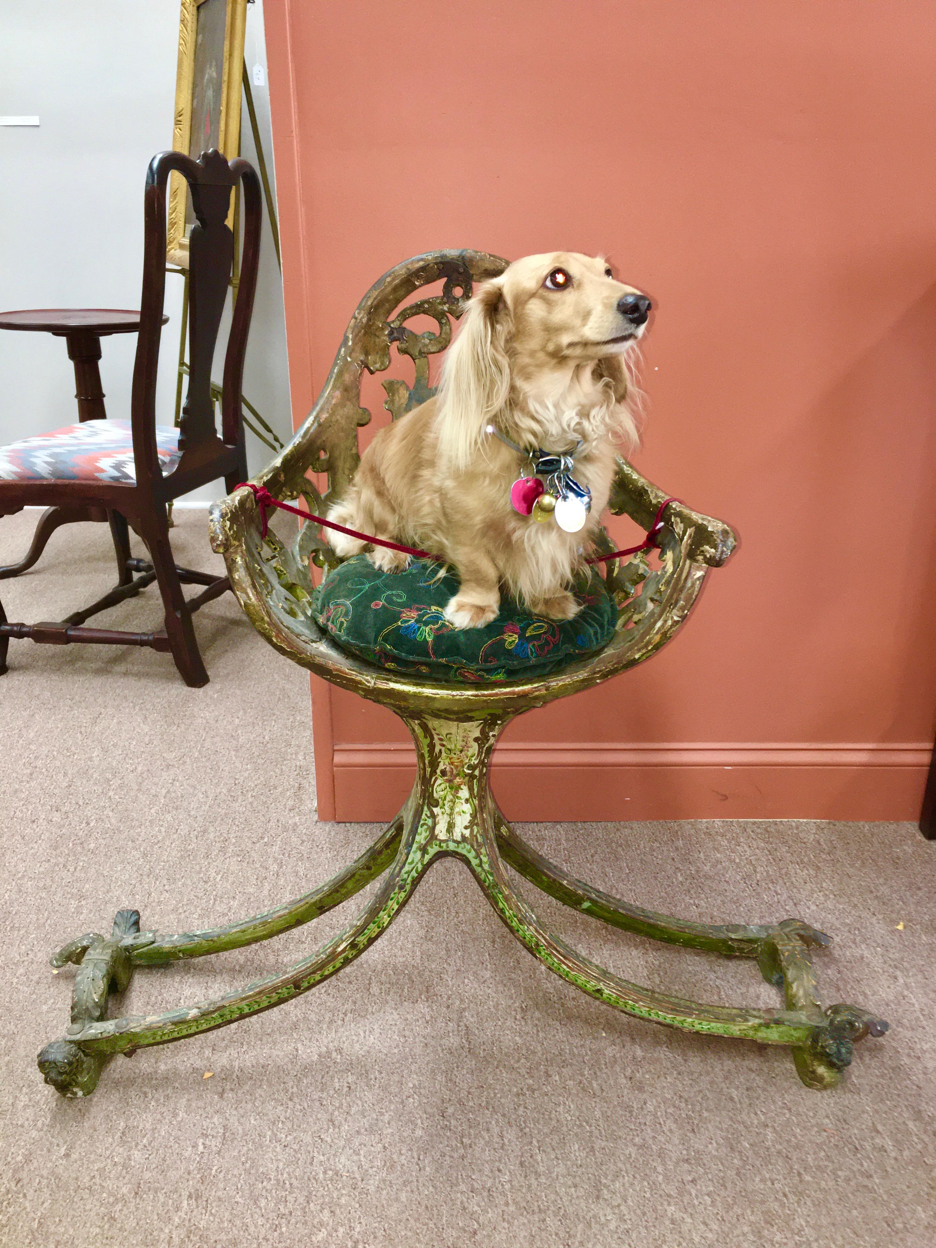 Venetian Sediolo Per Calesse, 18th Century In Good Condition In Hanover, MA