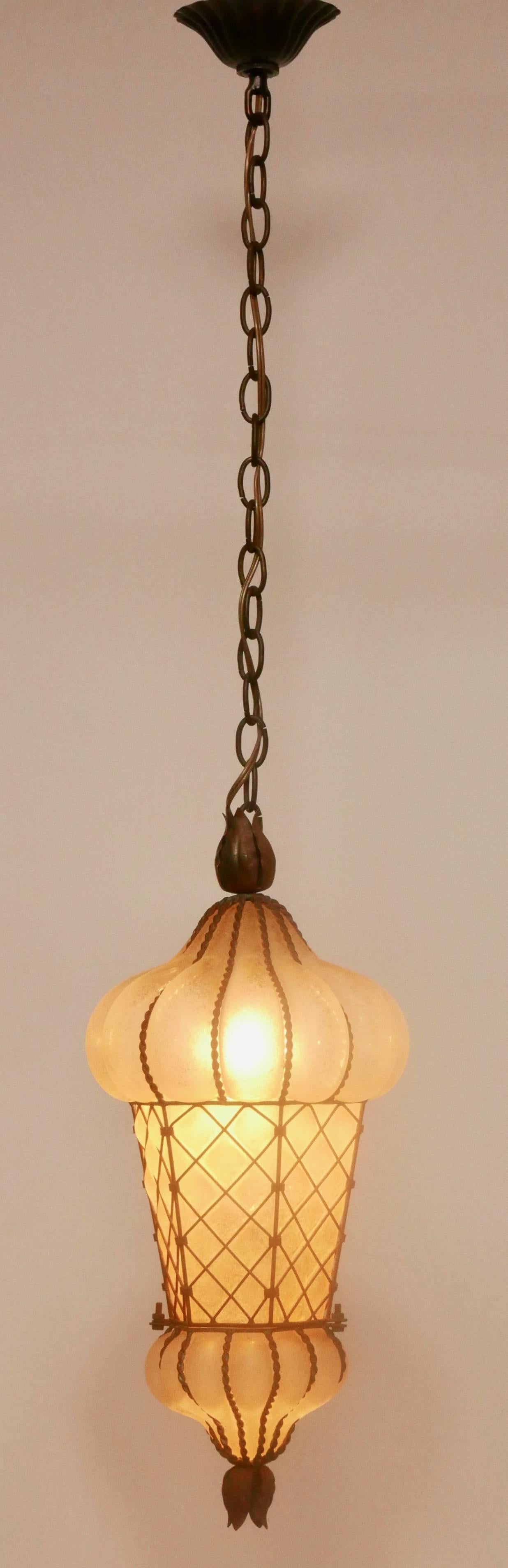 Venetian Shaped Frosted Glass and Metal Hanging Pendant For Sale 1