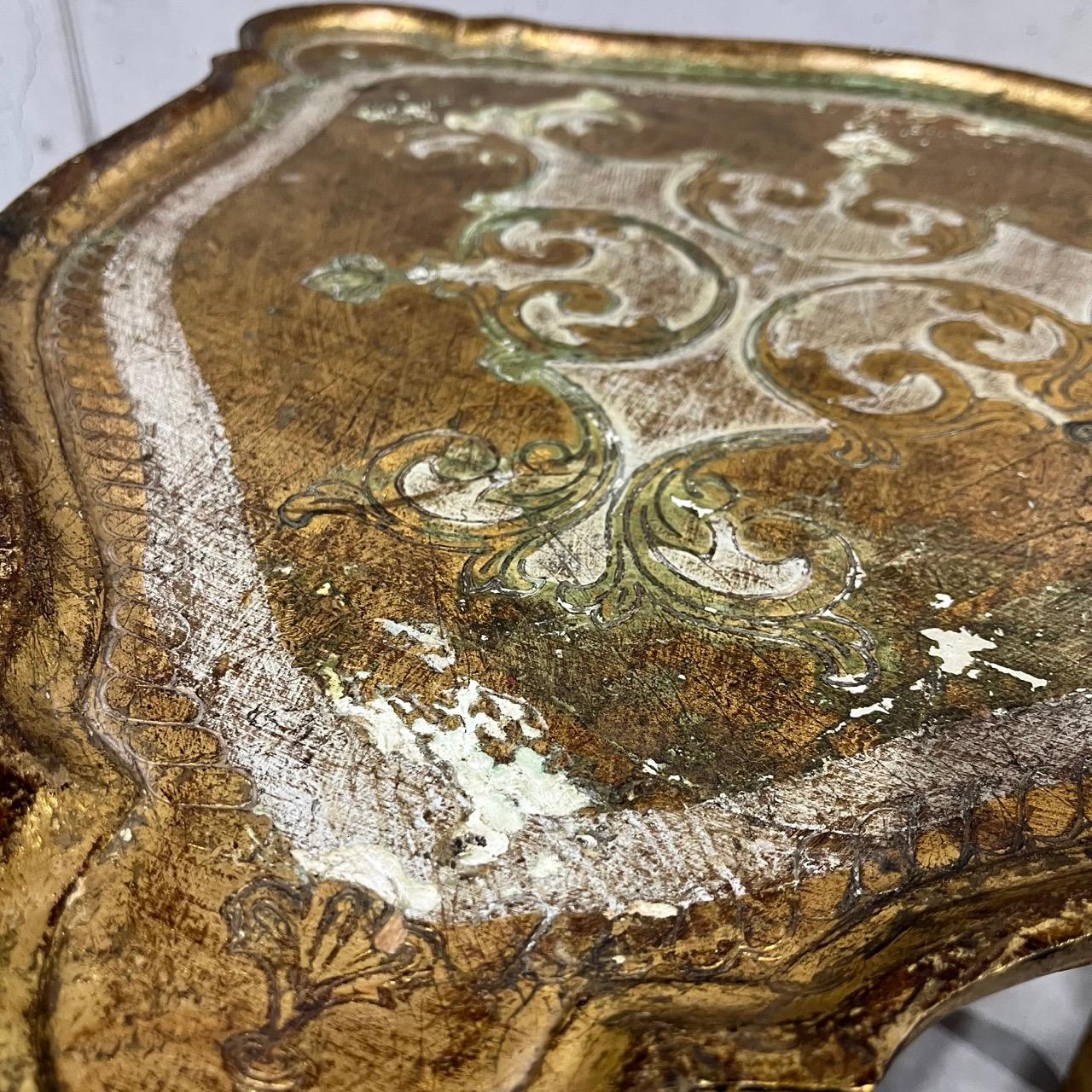 Tavolino veneziano  Pittura Florentine  Italia intorno al 1930 in vendita 5