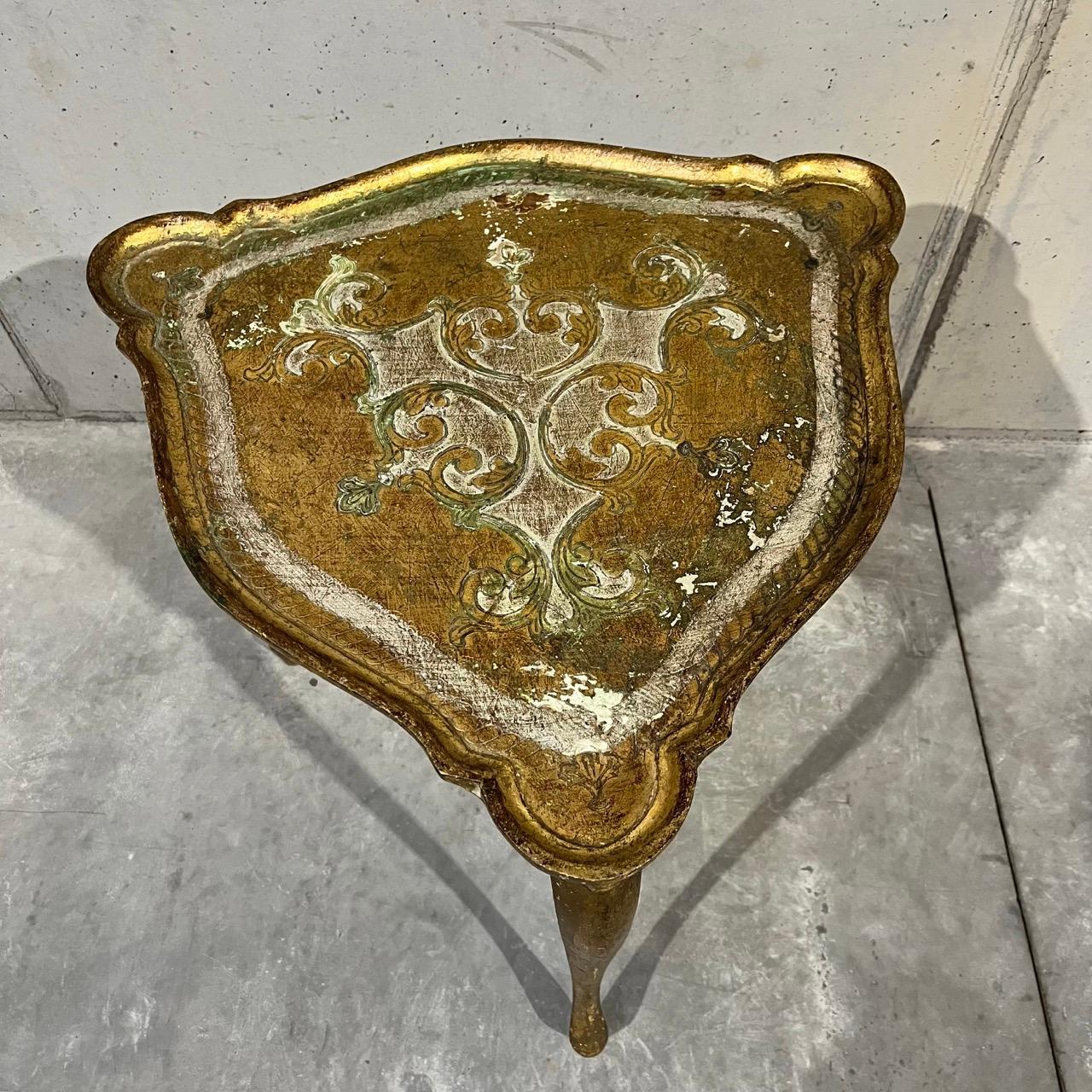 Tavolino veneziano  Pittura Florentine  Italia intorno al 1930 In condizioni buone in vendita a Würzburg, DE