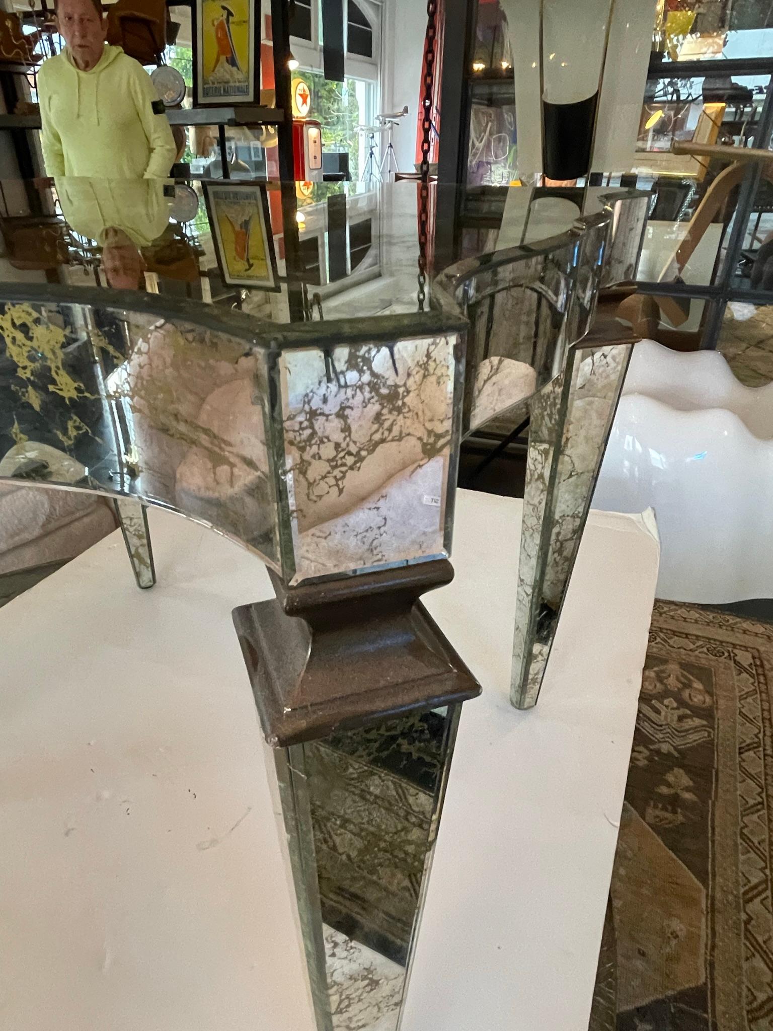 Venetian Side Table In Good Condition For Sale In Los Angeles, CA
