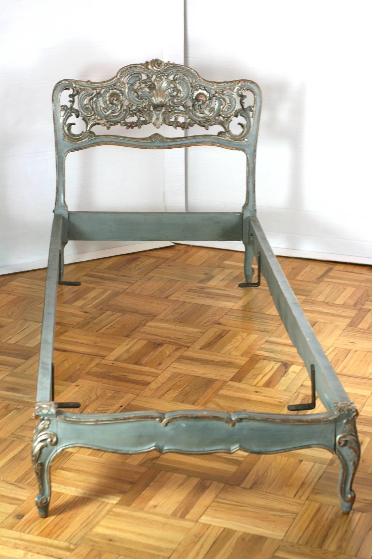 Baroque Venetian Silver Gilt Day Bed For Sale
