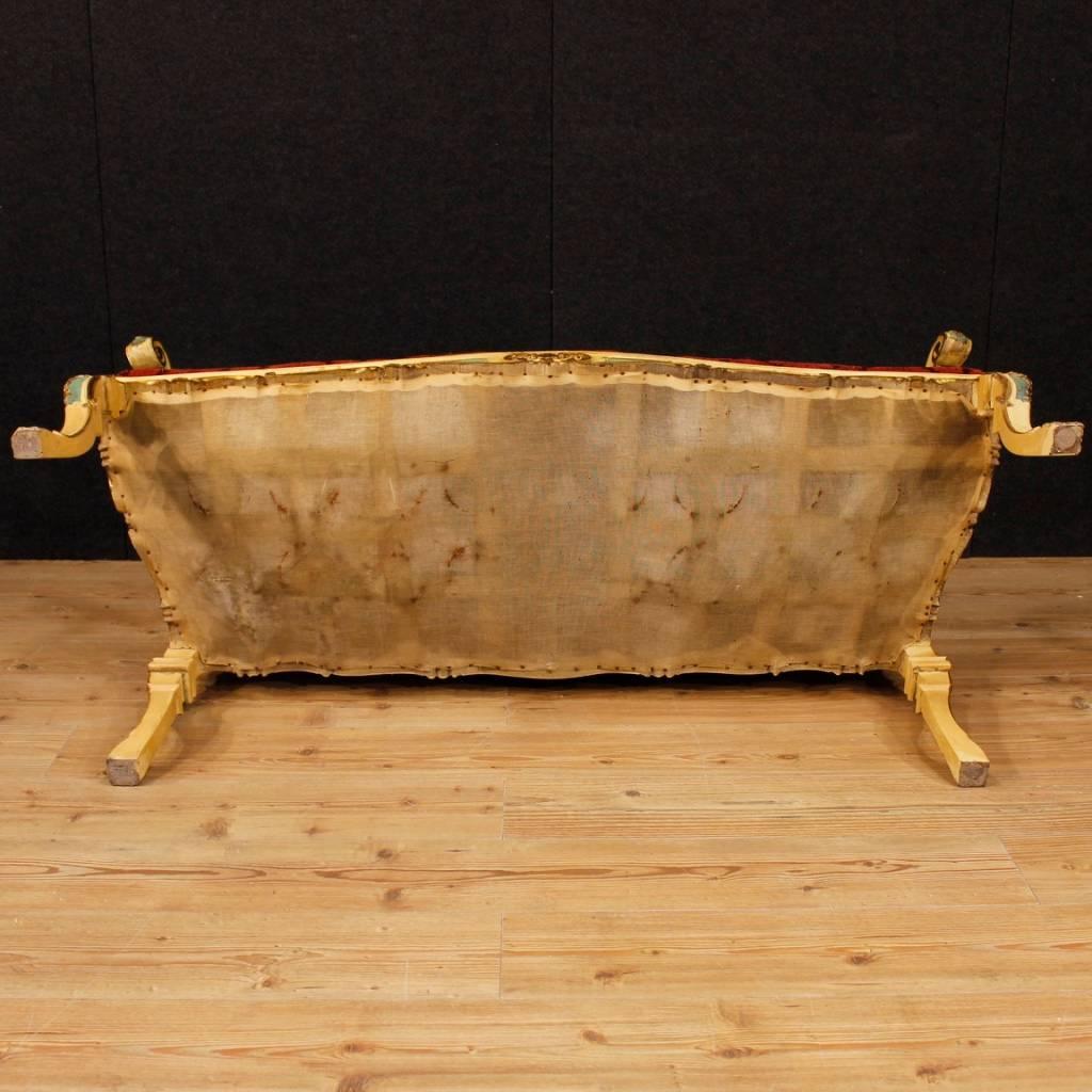 Venetian Sofa in Lacquered, Carved and Gilded Wood from 20th Century 5