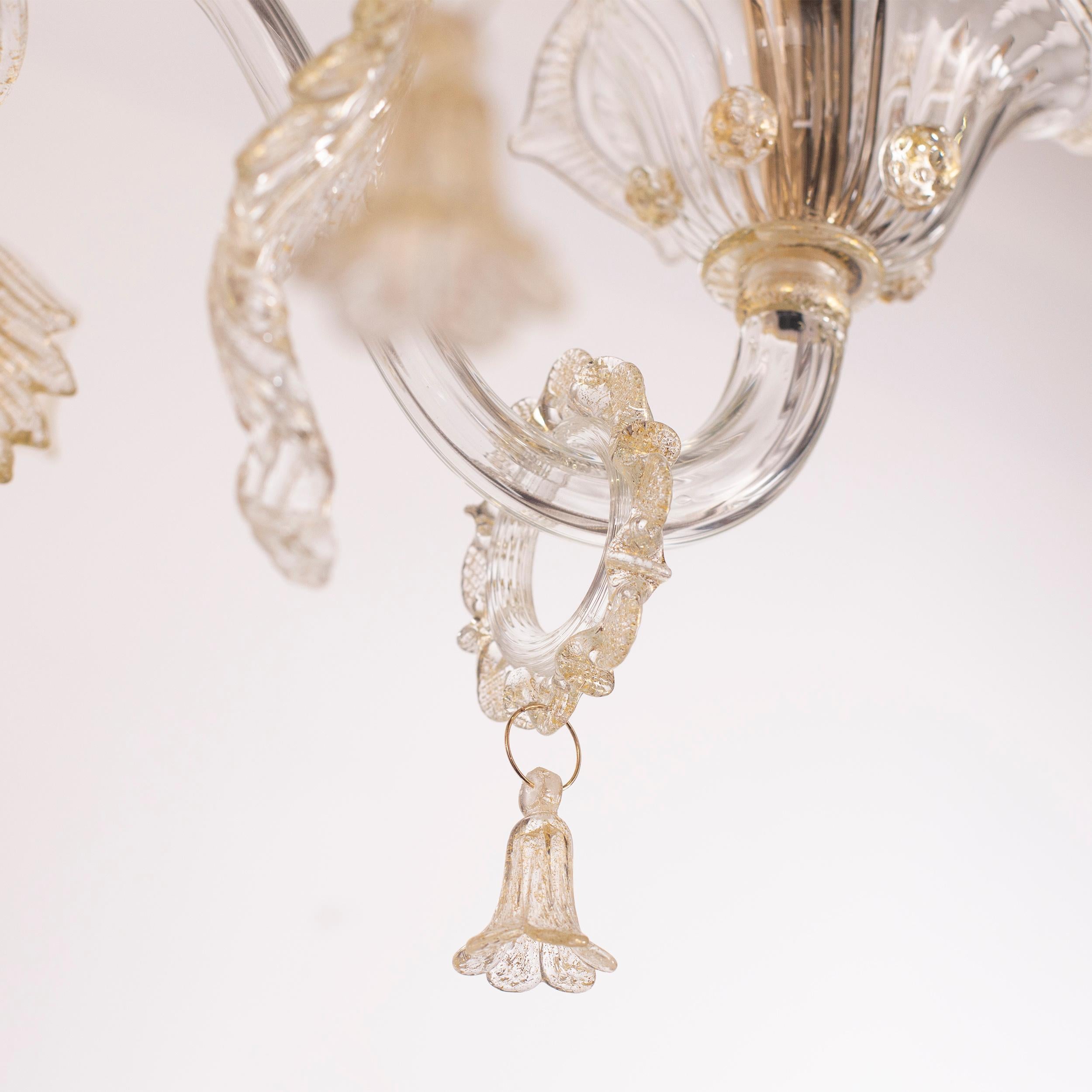 Blown Glass Venetian style Chandelier Clear and gold Murano Glass by Multiforme in Stock For Sale
