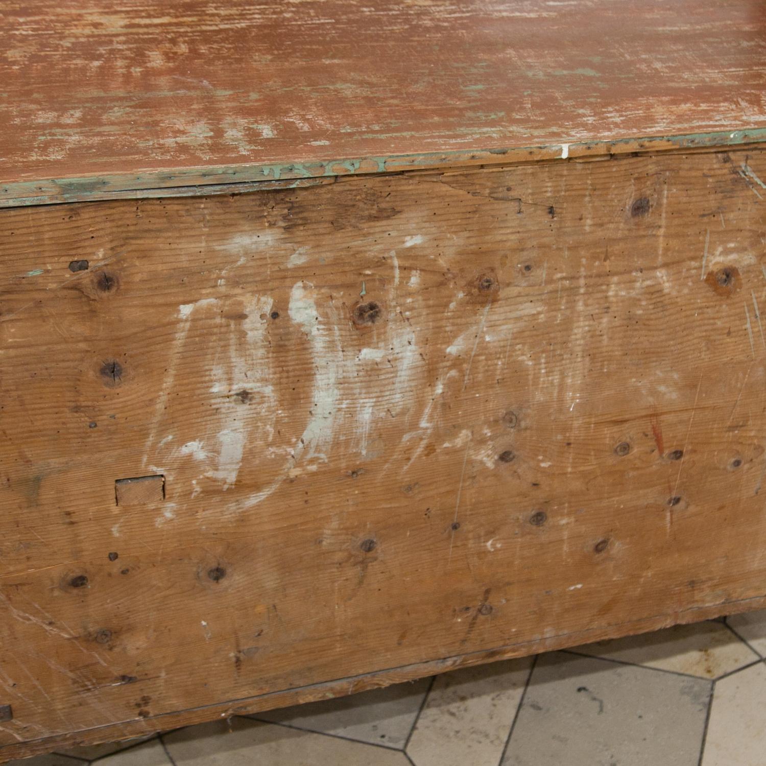 Venetian-Style Chest of Drawers, Probably Southern Germany, 18th Century For Sale 4