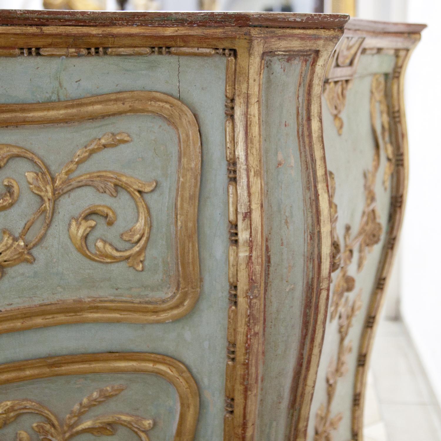 Baroque Venetian-Style Chest of Drawers, Probably Southern Germany, 18th Century For Sale