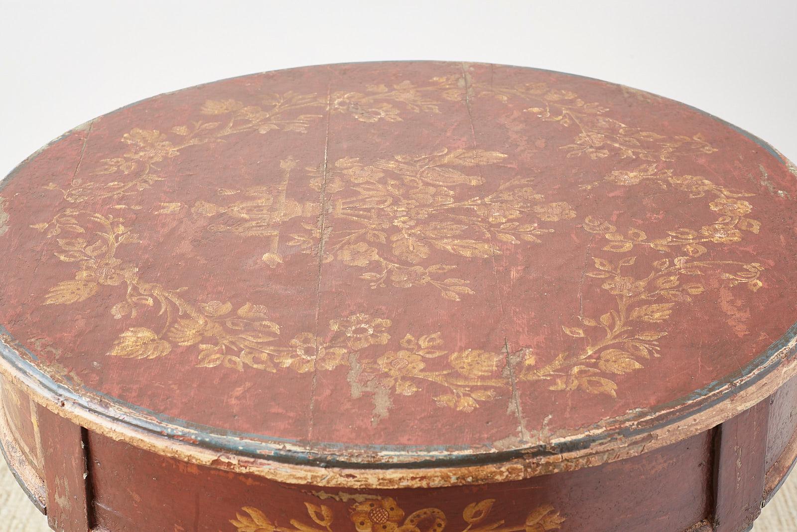 Venetian Style Round Lacquered Lamp Table 5