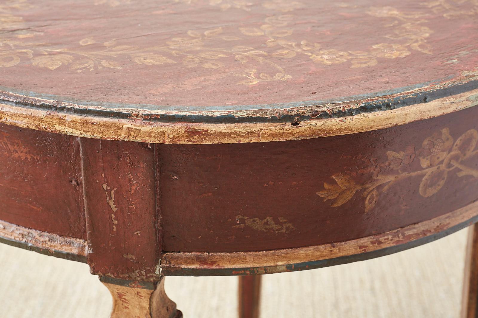 Venetian Style Round Lacquered Lamp Table 8