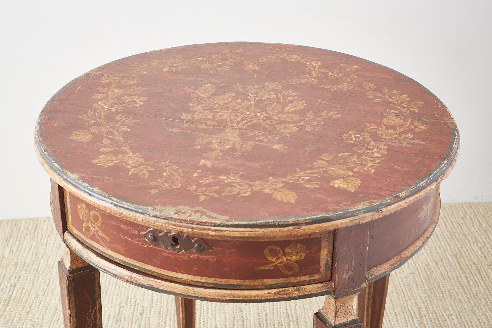 Venetian Style Round Lacquered Lamp Table In Distressed Condition In Rio Vista, CA